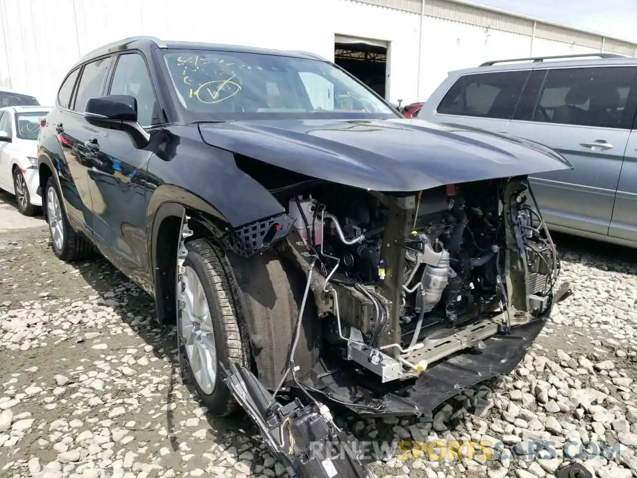 1 Photograph of a damaged car 5TDDZRBH6MS083810 TOYOTA HIGHLANDER 2021