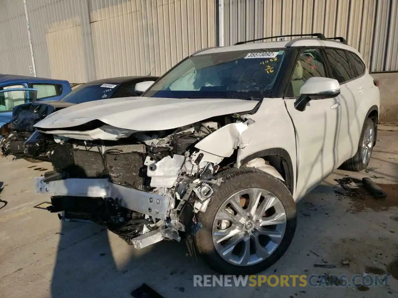 2 Photograph of a damaged car 5TDDZRBH6MS084083 TOYOTA HIGHLANDER 2021