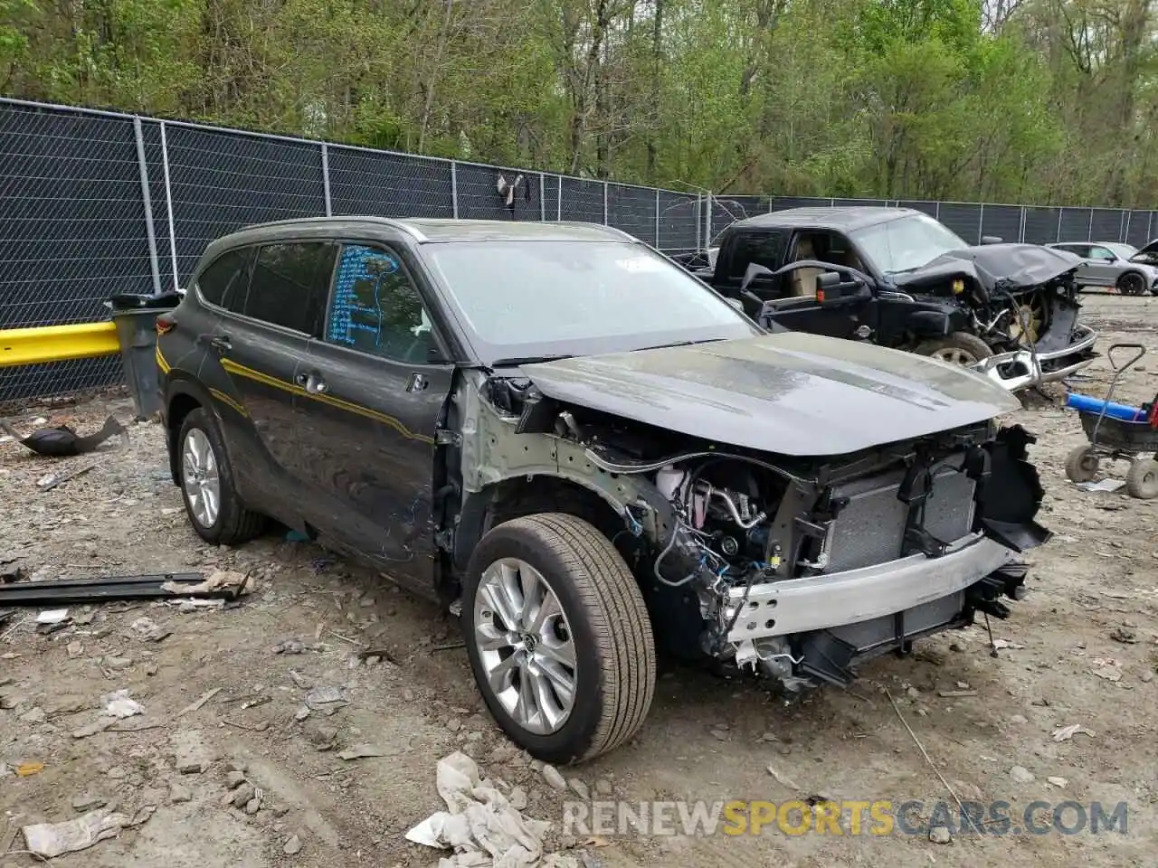 1 Photograph of a damaged car 5TDDZRBH6MS545010 TOYOTA HIGHLANDER 2021