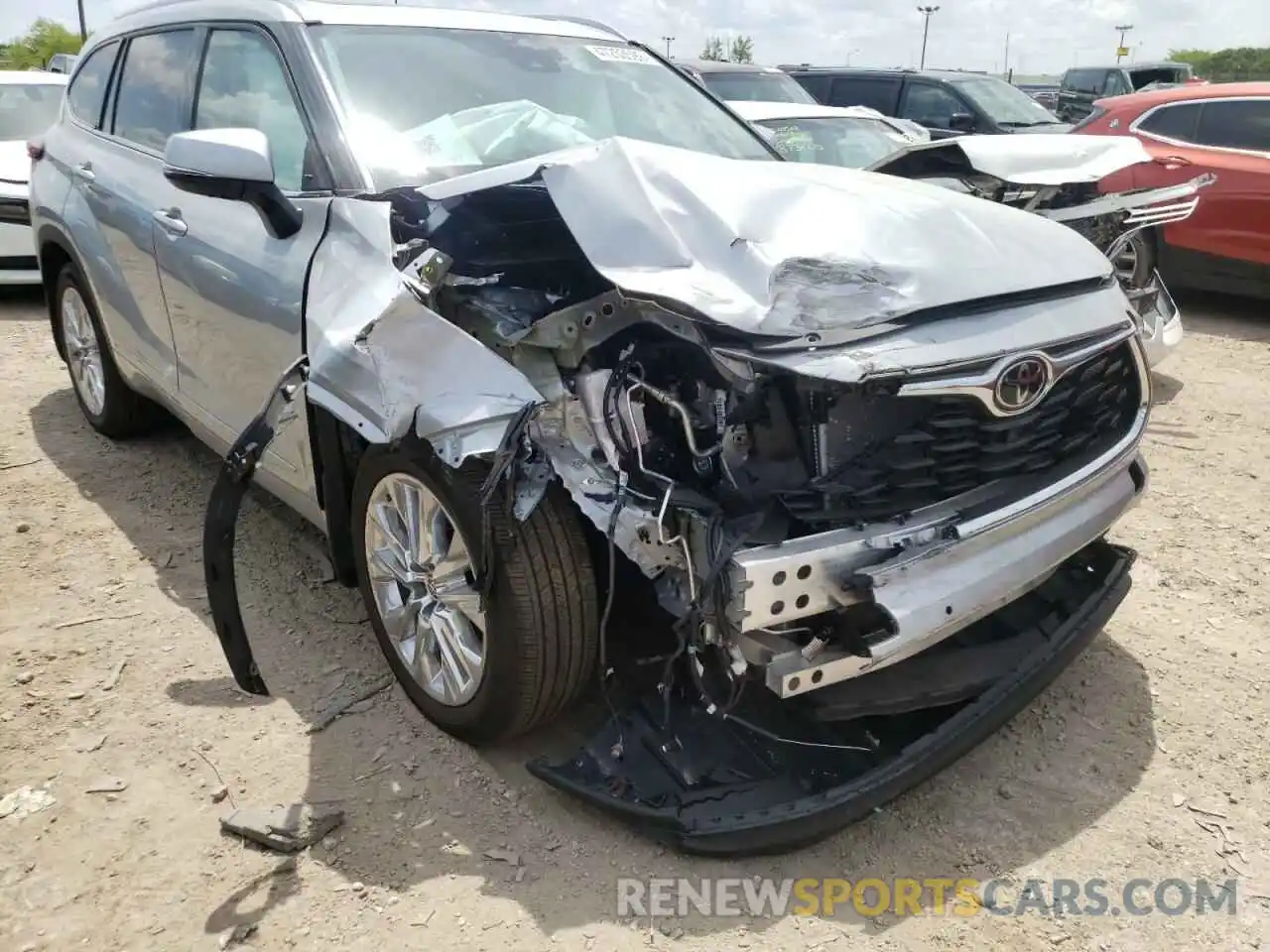 9 Photograph of a damaged car 5TDDZRBH6MS550093 TOYOTA HIGHLANDER 2021