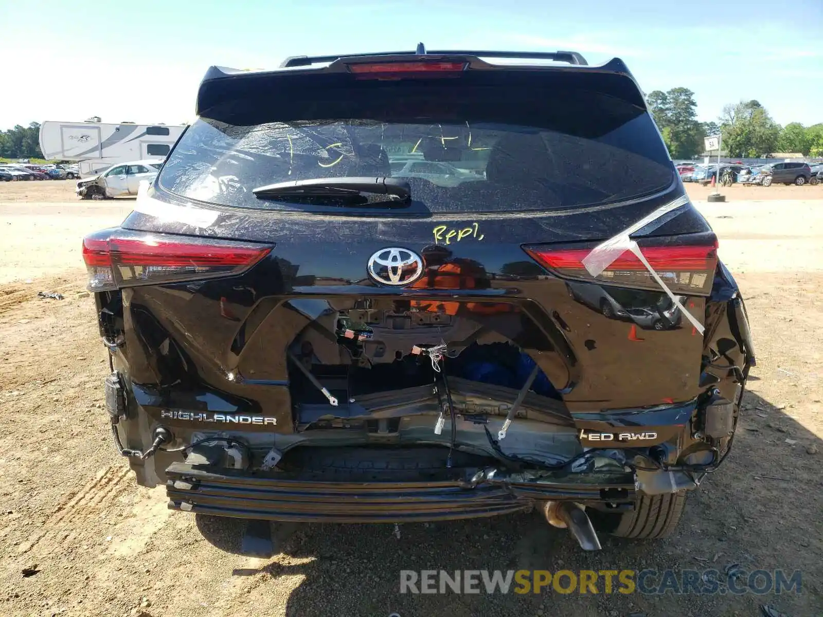 9 Photograph of a damaged car 5TDDZRBH7MS096954 TOYOTA HIGHLANDER 2021