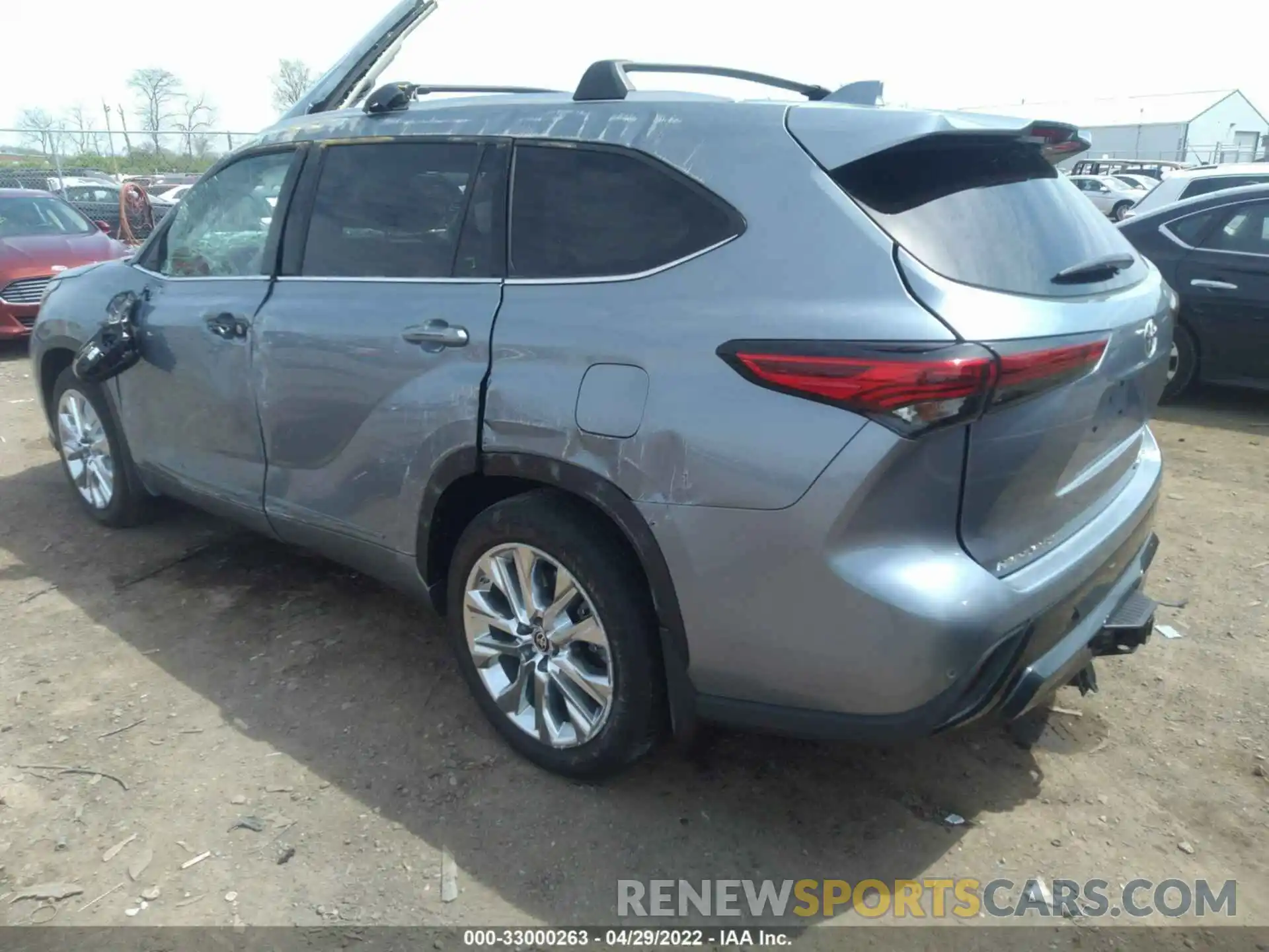 3 Photograph of a damaged car 5TDDZRBH7MS111212 TOYOTA HIGHLANDER 2021