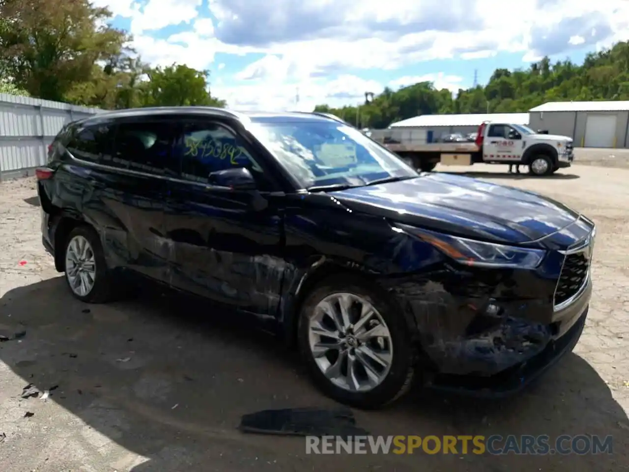 9 Photograph of a damaged car 5TDDZRBH7MS158983 TOYOTA HIGHLANDER 2021