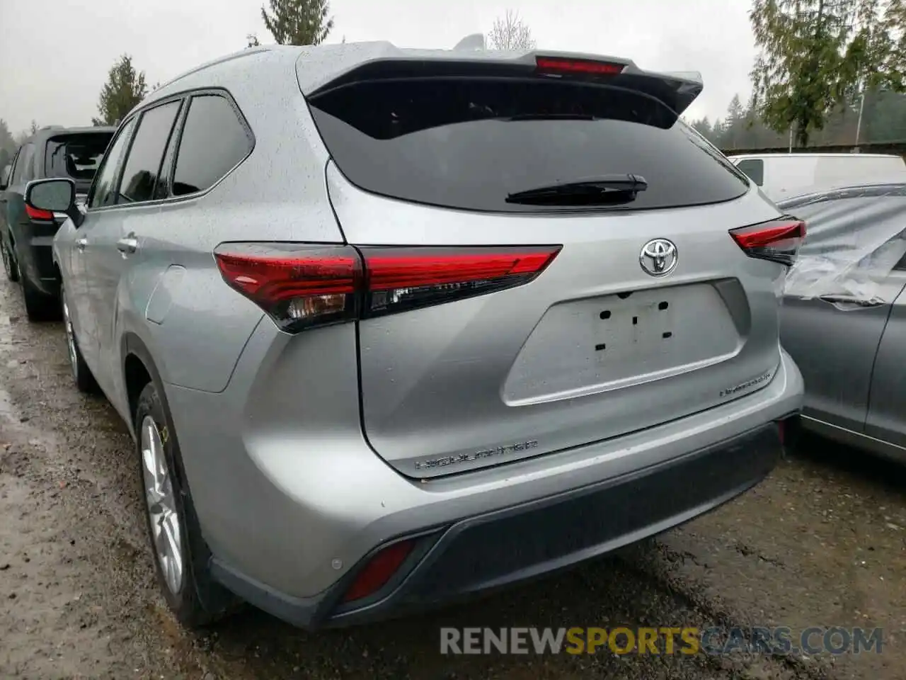 3 Photograph of a damaged car 5TDDZRBH8MS066927 TOYOTA HIGHLANDER 2021