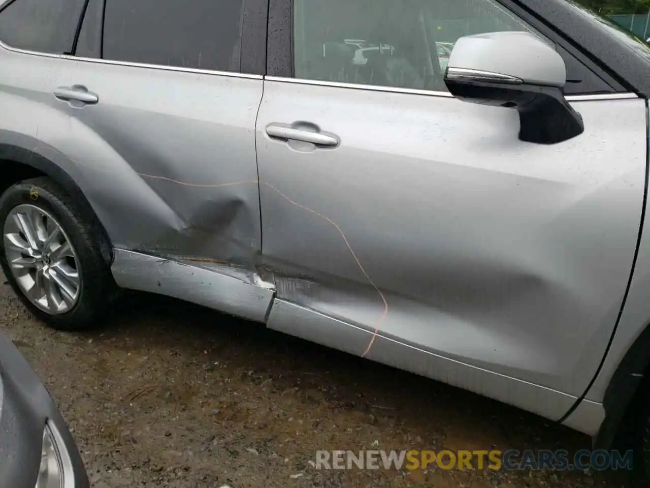 9 Photograph of a damaged car 5TDDZRBH8MS066927 TOYOTA HIGHLANDER 2021