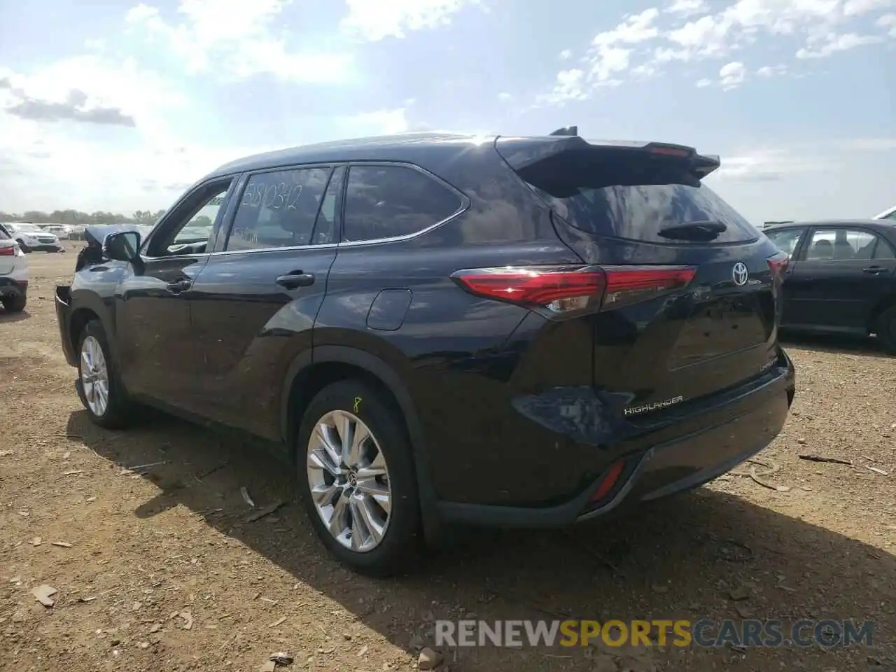 3 Photograph of a damaged car 5TDDZRBHXMS141319 TOYOTA HIGHLANDER 2021