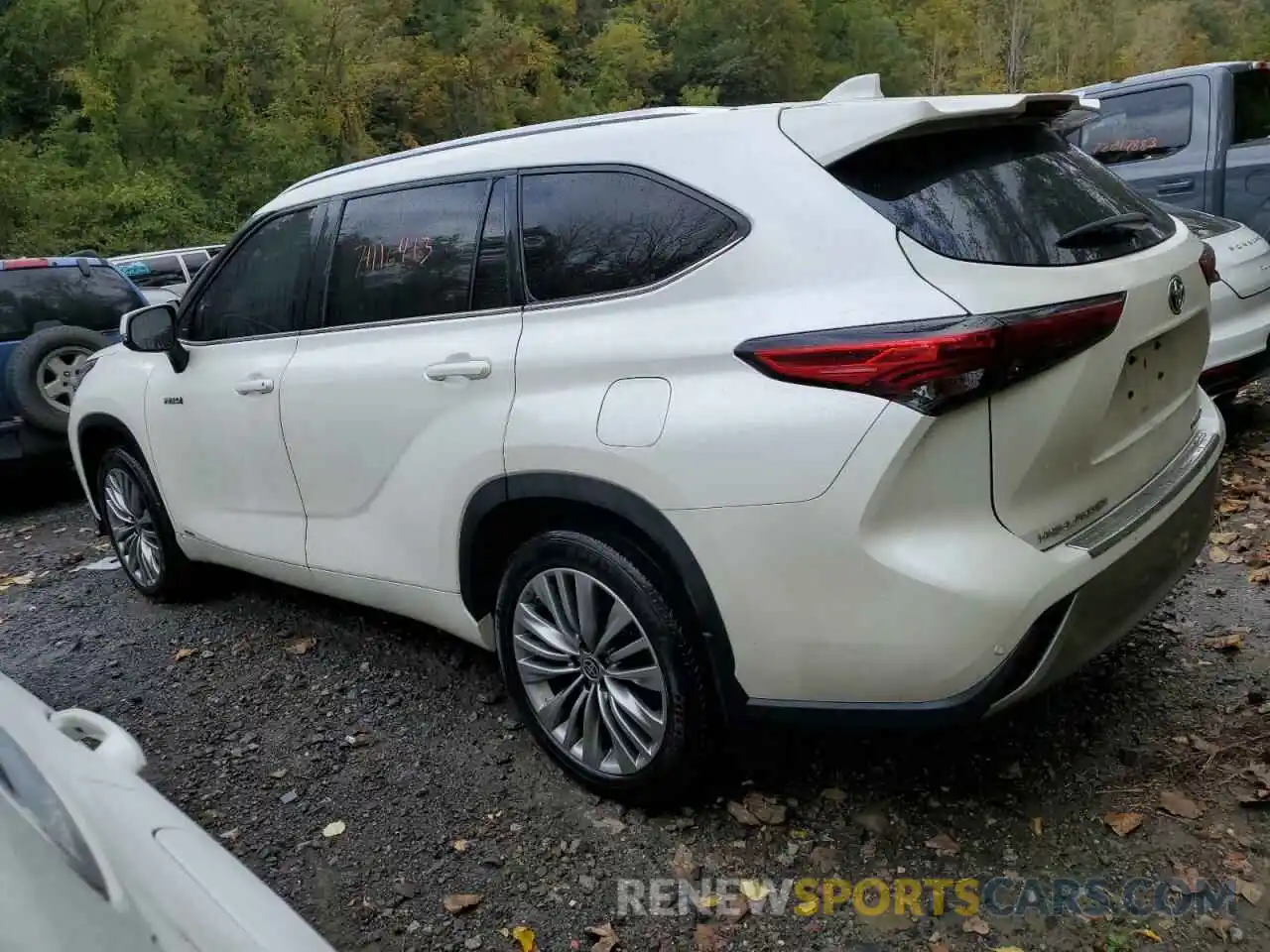 2 Photograph of a damaged car 5TDEBRCH0MS031175 TOYOTA HIGHLANDER 2021