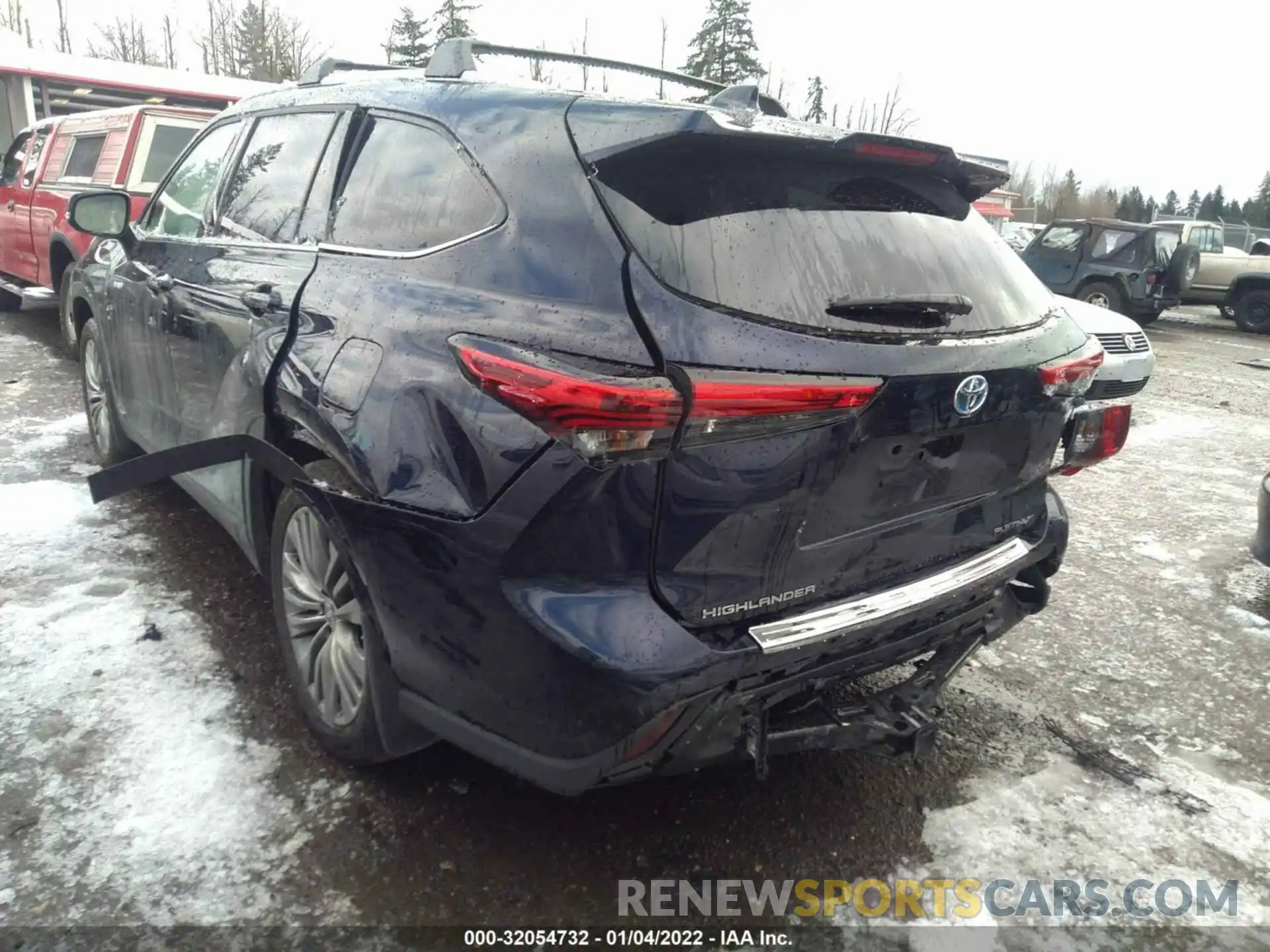 3 Photograph of a damaged car 5TDEBRCH0MS065908 TOYOTA HIGHLANDER 2021