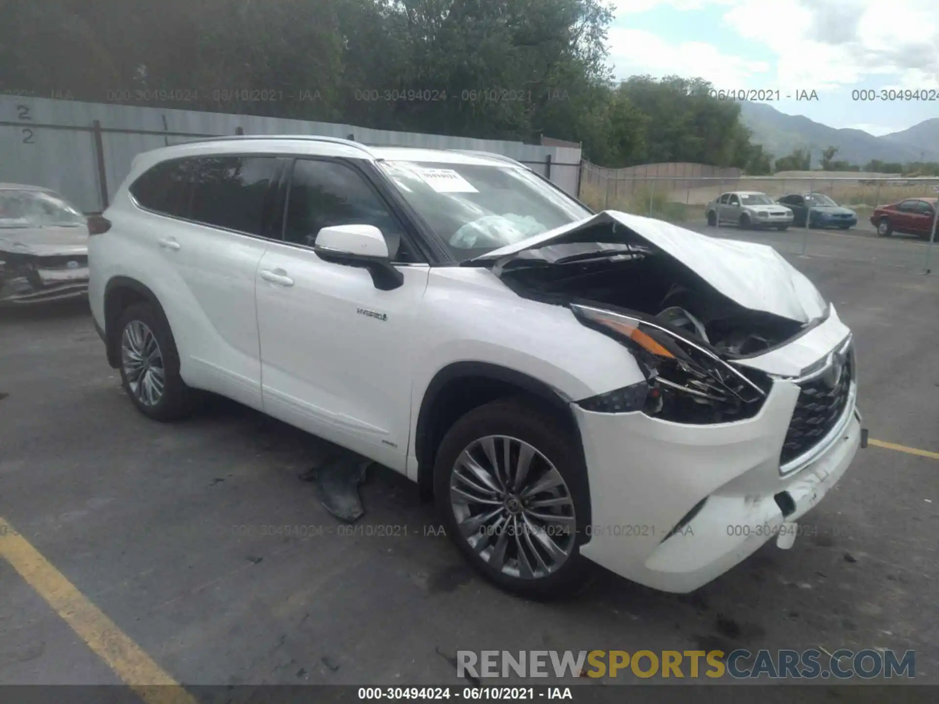 1 Photograph of a damaged car 5TDEBRCH1MS018452 TOYOTA HIGHLANDER 2021