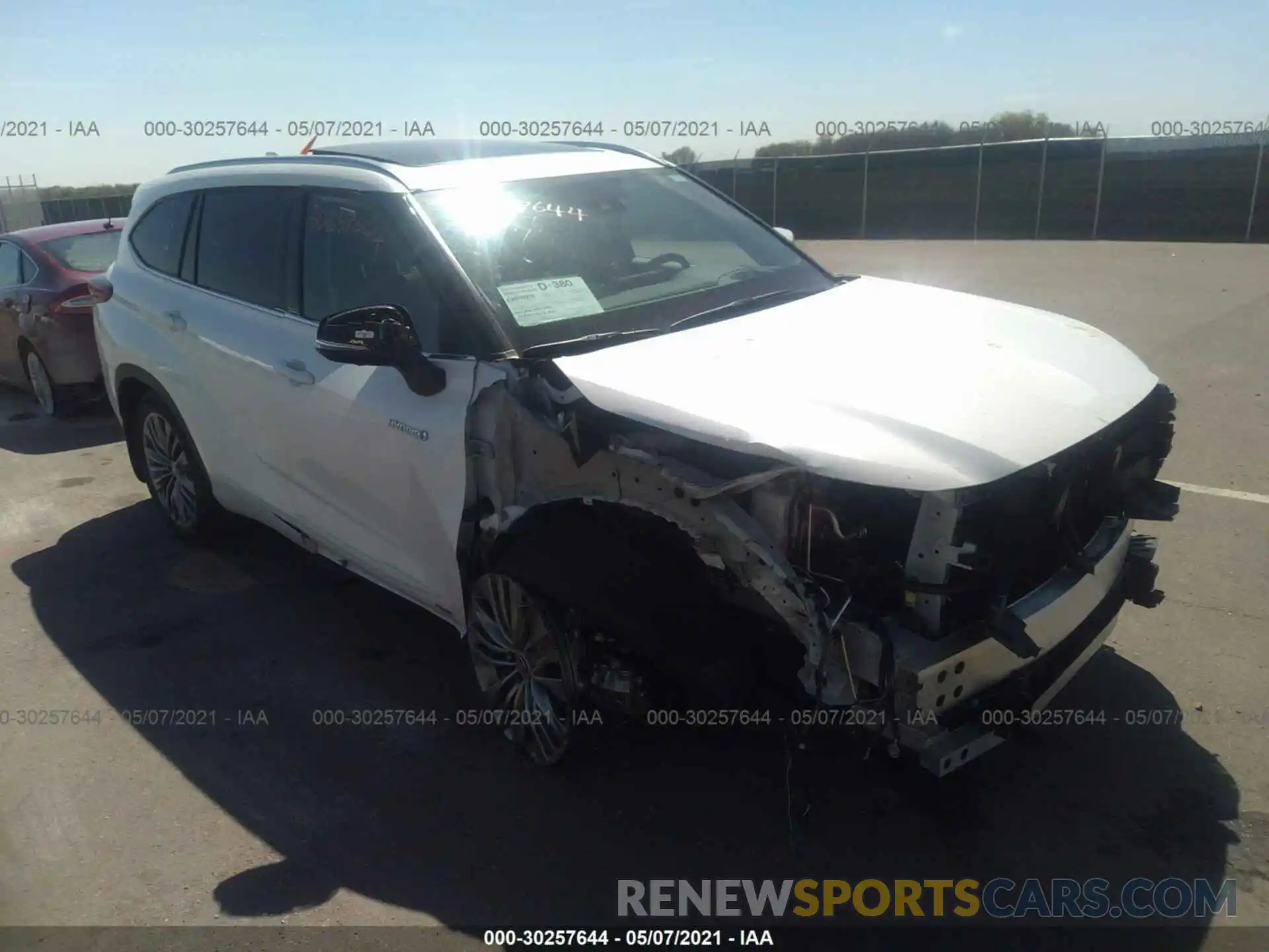 1 Photograph of a damaged car 5TDEBRCH1MS039897 TOYOTA HIGHLANDER 2021