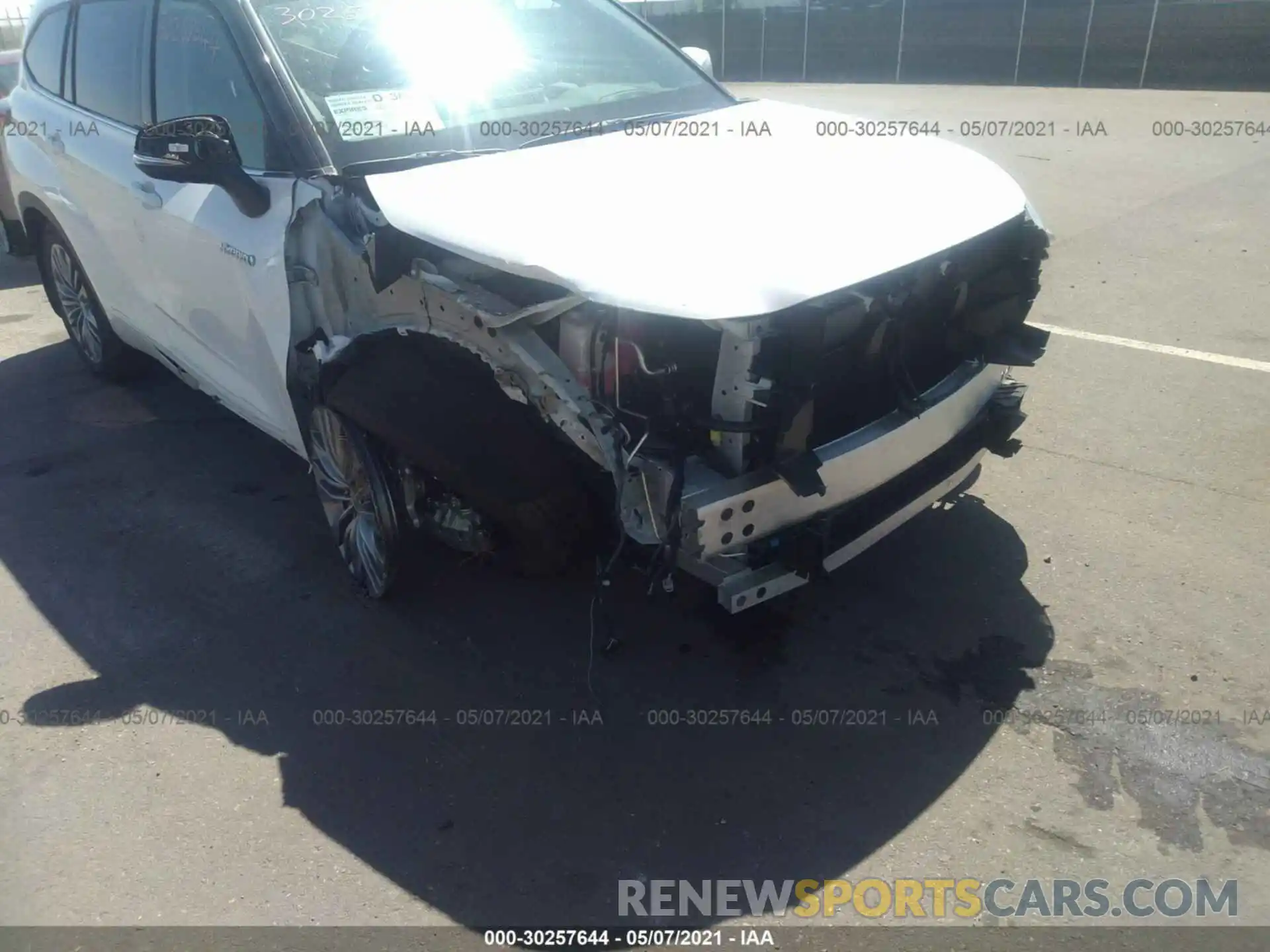 6 Photograph of a damaged car 5TDEBRCH1MS039897 TOYOTA HIGHLANDER 2021