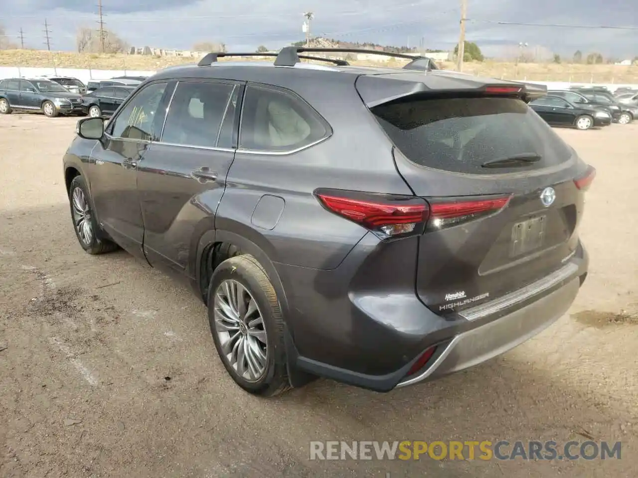 3 Photograph of a damaged car 5TDEBRCH2MS041898 TOYOTA HIGHLANDER 2021