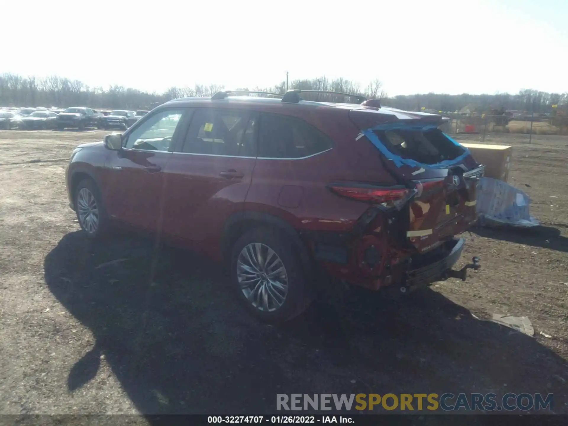 3 Photograph of a damaged car 5TDEBRCH2MS054912 TOYOTA HIGHLANDER 2021