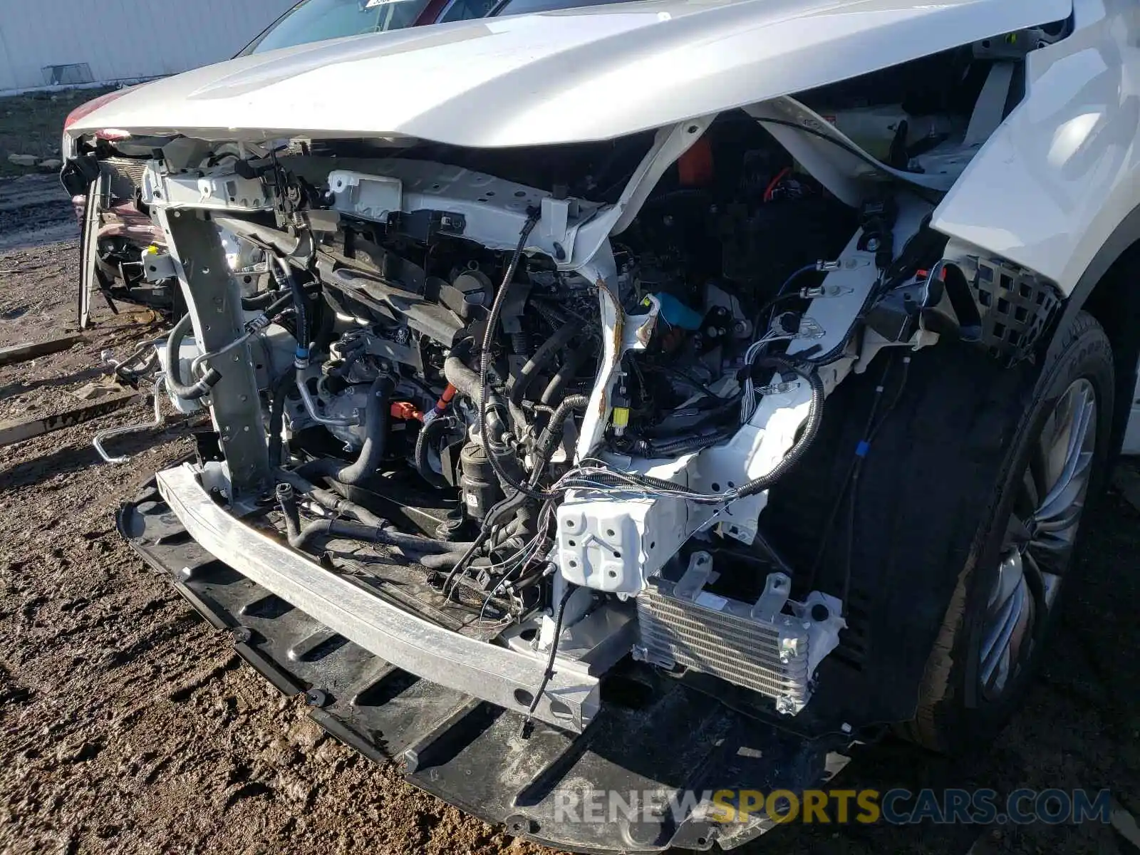 9 Photograph of a damaged car 5TDEBRCH3MS027055 TOYOTA HIGHLANDER 2021