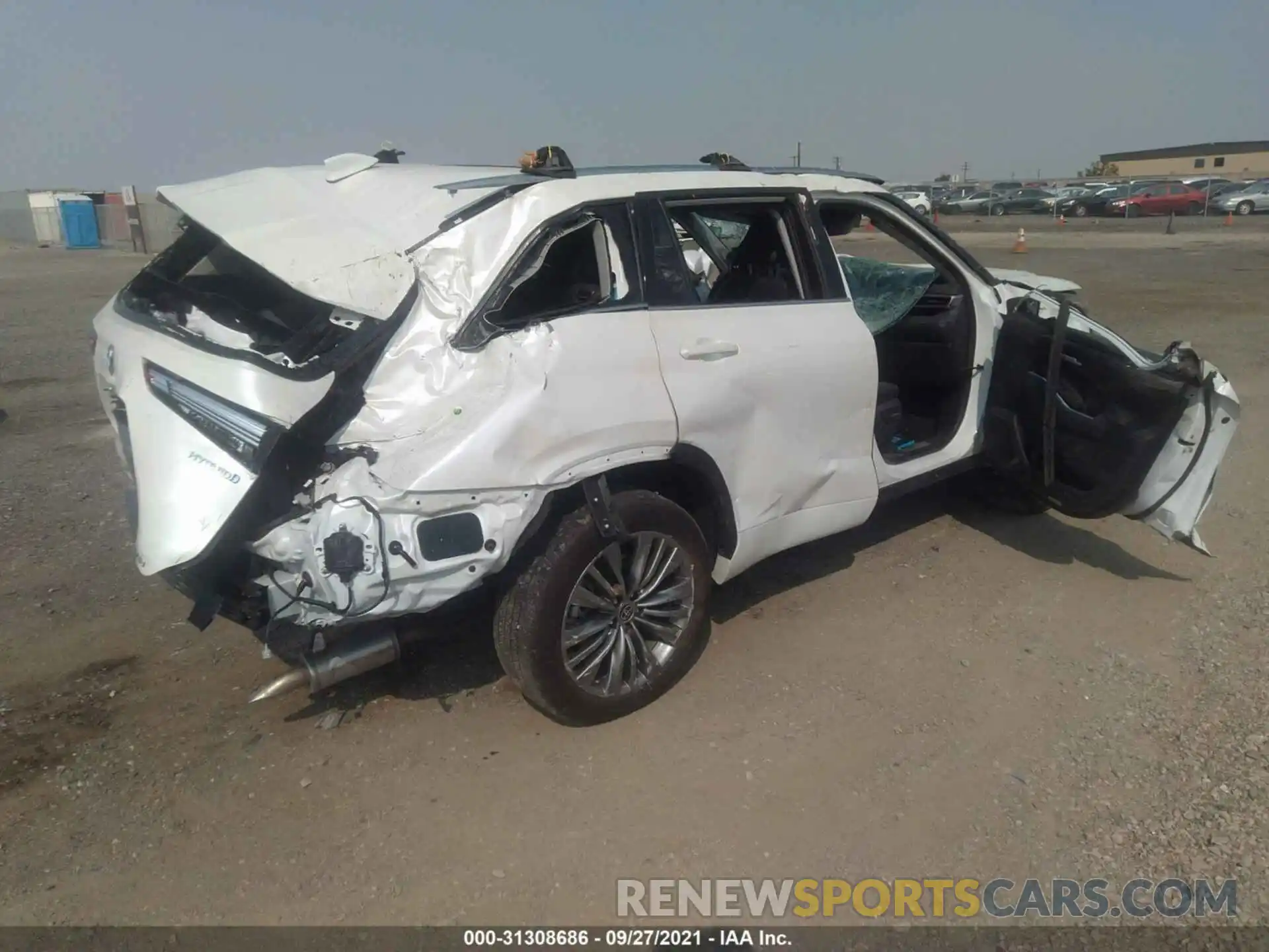 4 Photograph of a damaged car 5TDEBRCH3MS030473 TOYOTA HIGHLANDER 2021