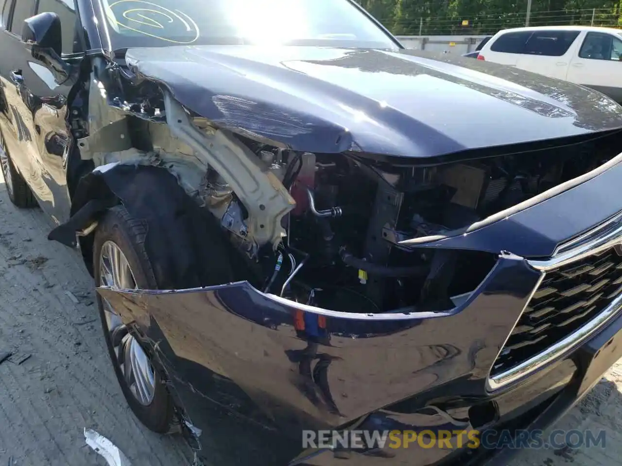 9 Photograph of a damaged car 5TDEBRCH3MS038668 TOYOTA HIGHLANDER 2021