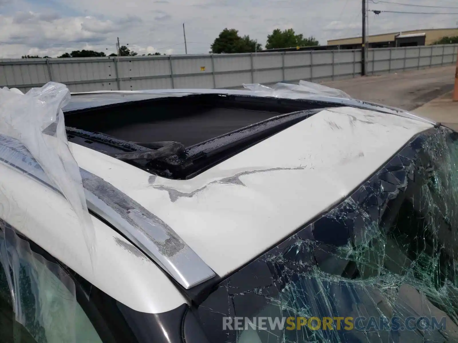 9 Photograph of a damaged car 5TDEBRCH4MS049016 TOYOTA HIGHLANDER 2021