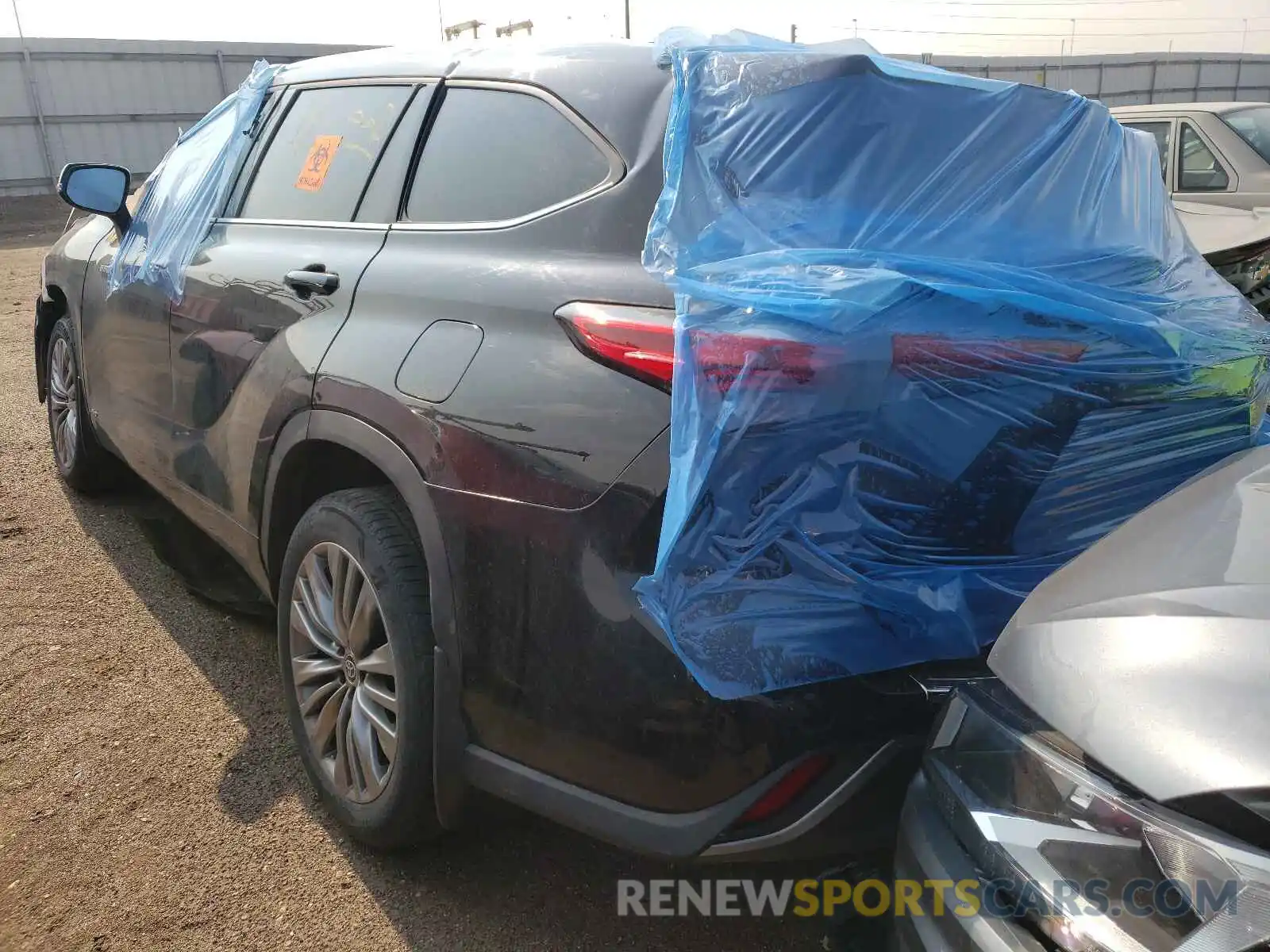 3 Photograph of a damaged car 5TDEBRCH6MS015031 TOYOTA HIGHLANDER 2021