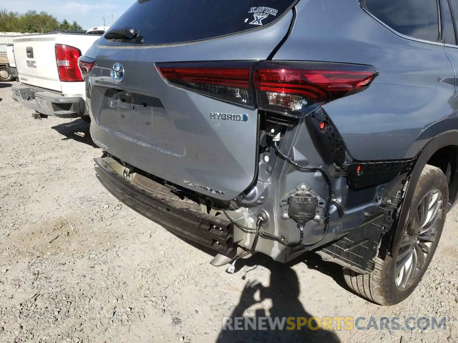 9 Photograph of a damaged car 5TDEBRCH6MS018897 TOYOTA HIGHLANDER 2021