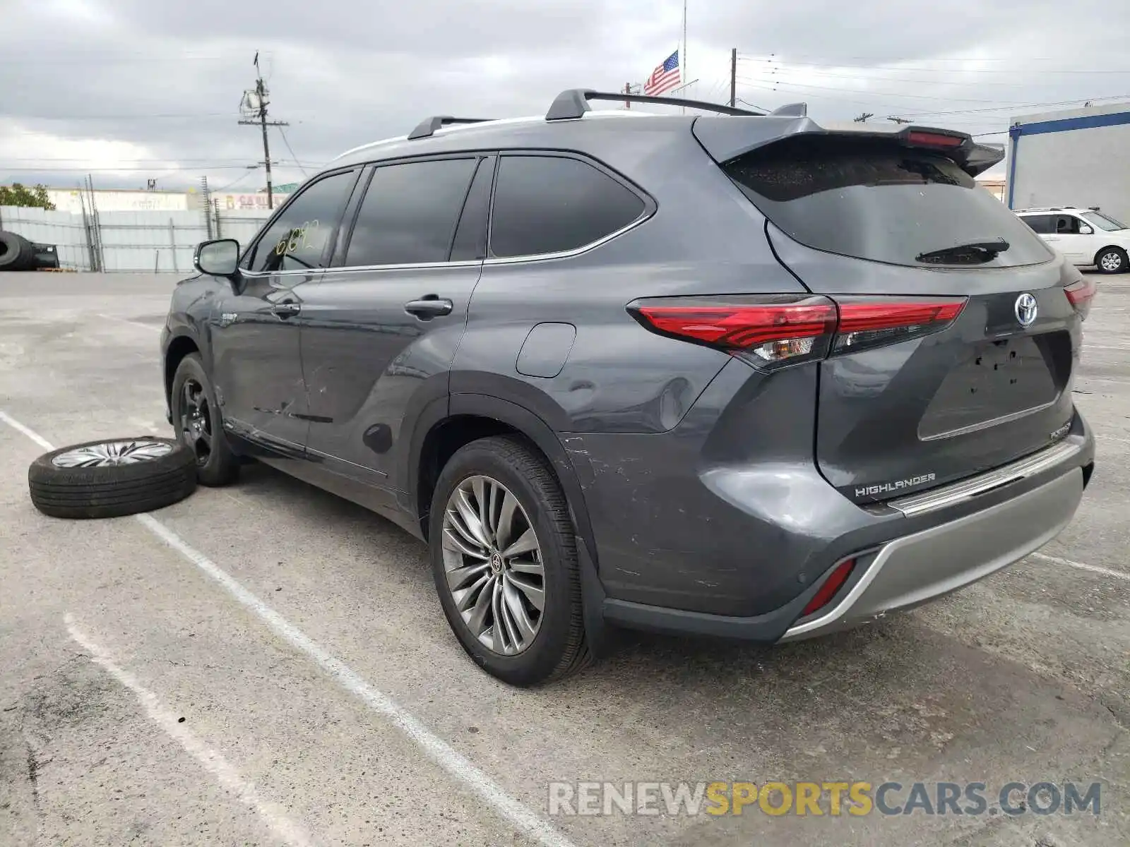 3 Photograph of a damaged car 5TDEBRCH7MS019508 TOYOTA HIGHLANDER 2021