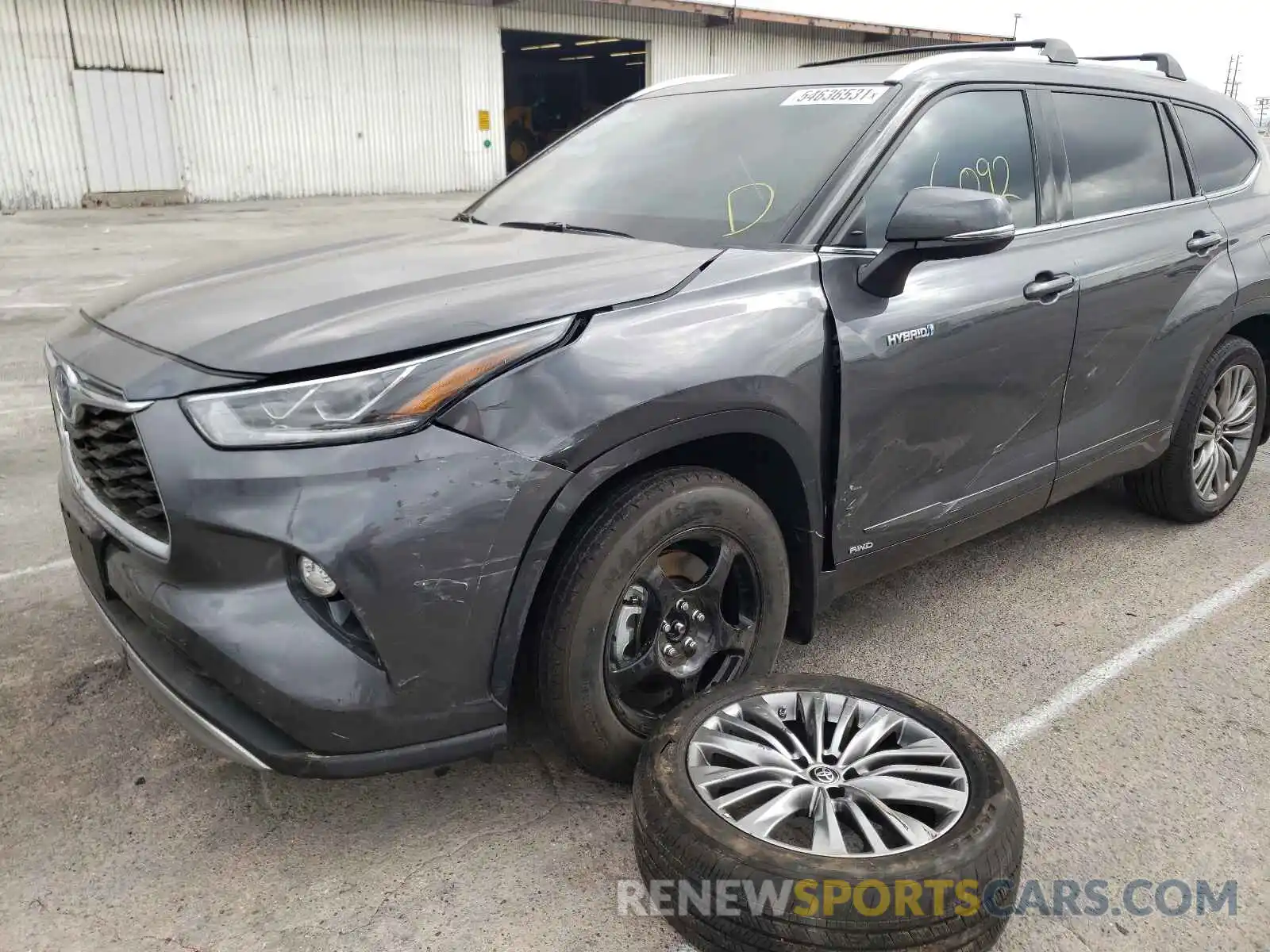 9 Photograph of a damaged car 5TDEBRCH7MS019508 TOYOTA HIGHLANDER 2021