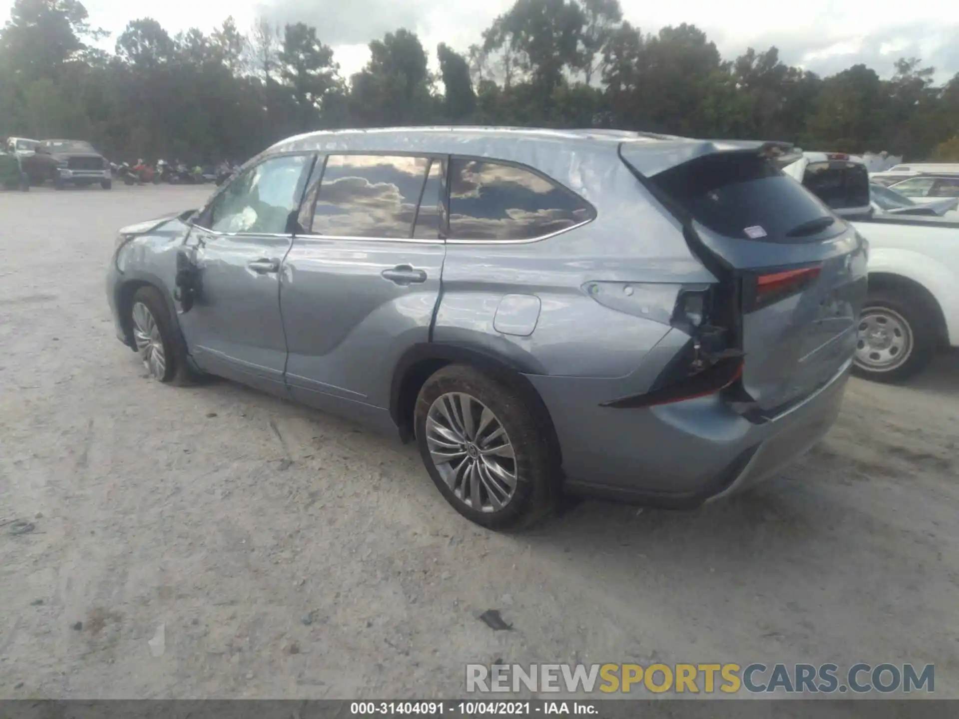 3 Photograph of a damaged car 5TDEBRCH7MS026748 TOYOTA HIGHLANDER 2021