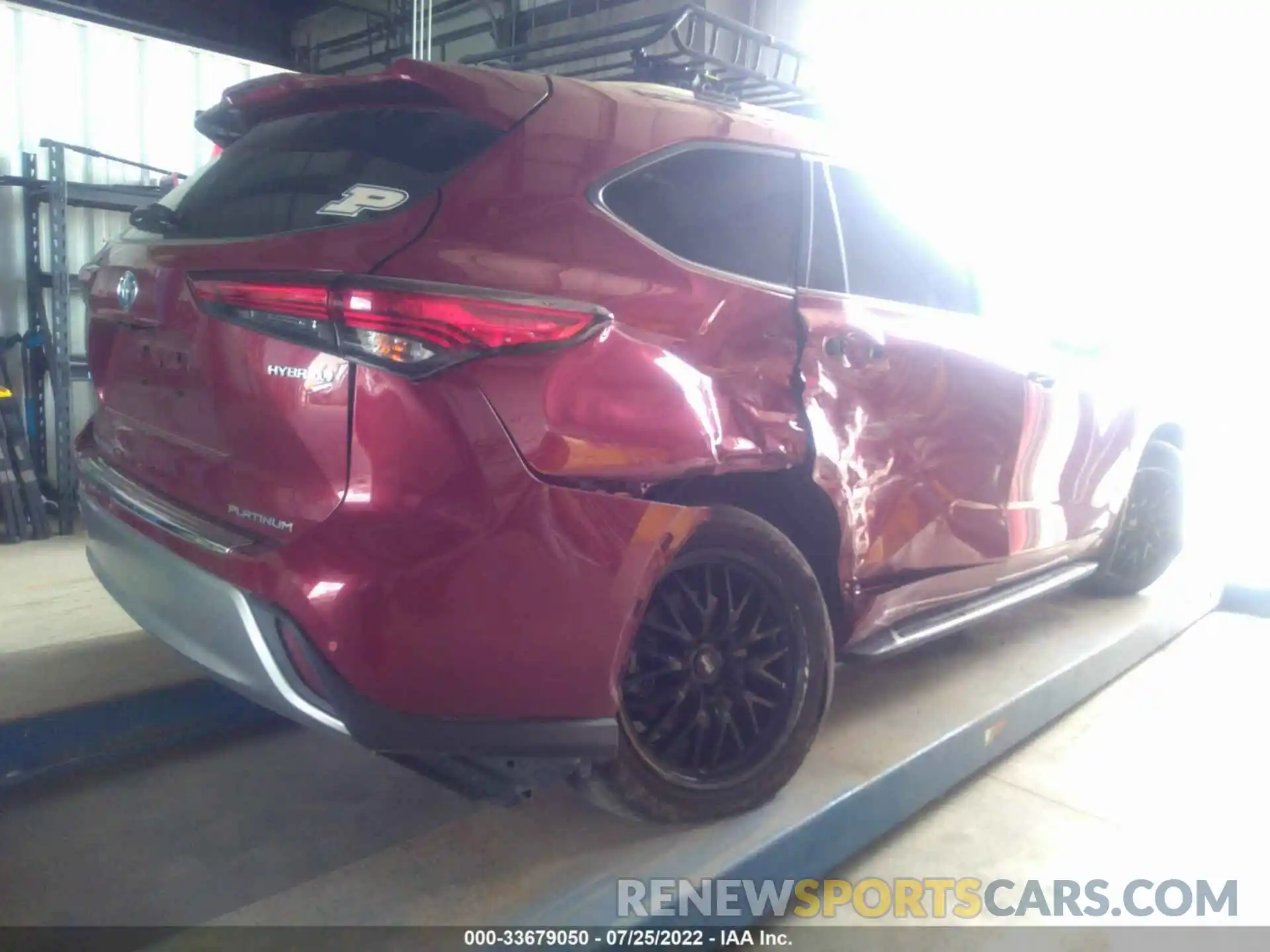 4 Photograph of a damaged car 5TDEBRCH7MS032386 TOYOTA HIGHLANDER 2021