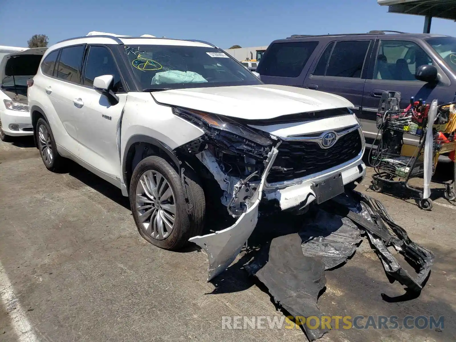 1 Photograph of a damaged car 5TDEBRCH8MS026385 TOYOTA HIGHLANDER 2021