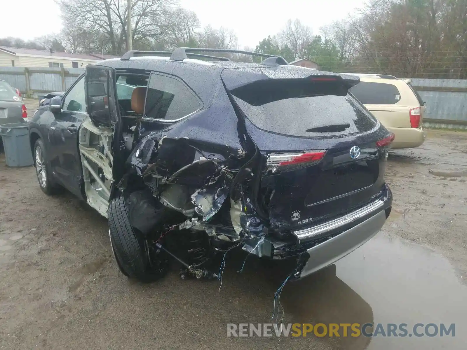 3 Photograph of a damaged car 5TDEBRCH9MS018831 TOYOTA HIGHLANDER 2021