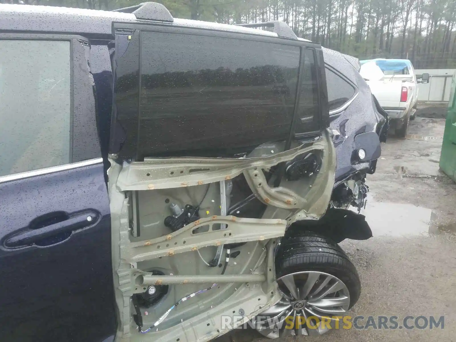 9 Photograph of a damaged car 5TDEBRCH9MS018831 TOYOTA HIGHLANDER 2021