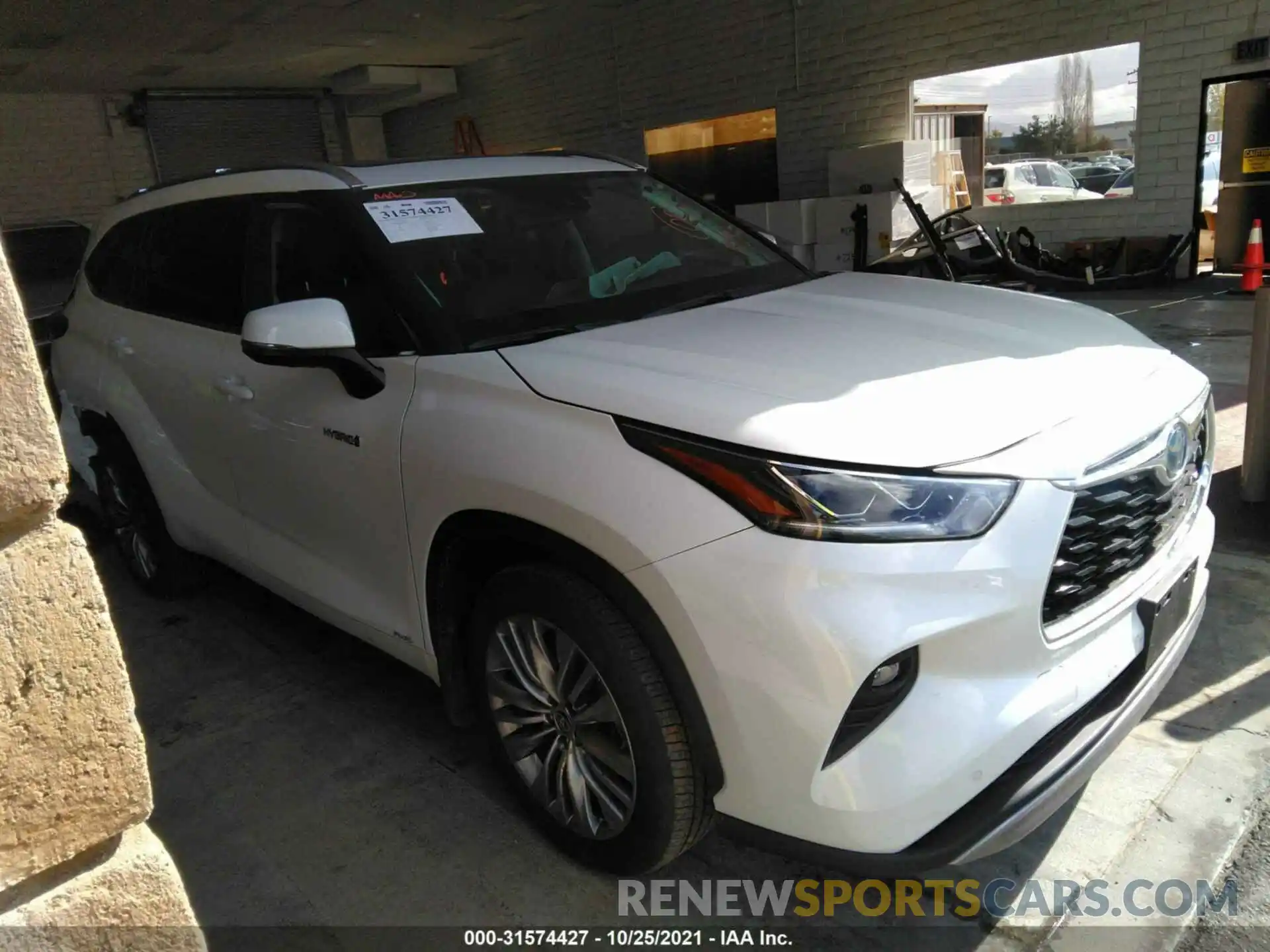 1 Photograph of a damaged car 5TDEBRCH9MS050517 TOYOTA HIGHLANDER 2021