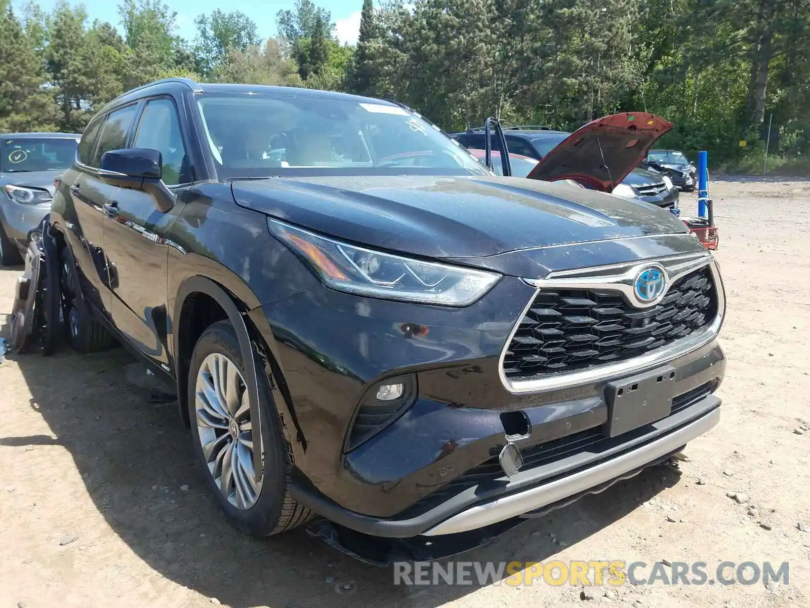 1 Photograph of a damaged car 5TDEBRCHXMS029093 TOYOTA HIGHLANDER 2021