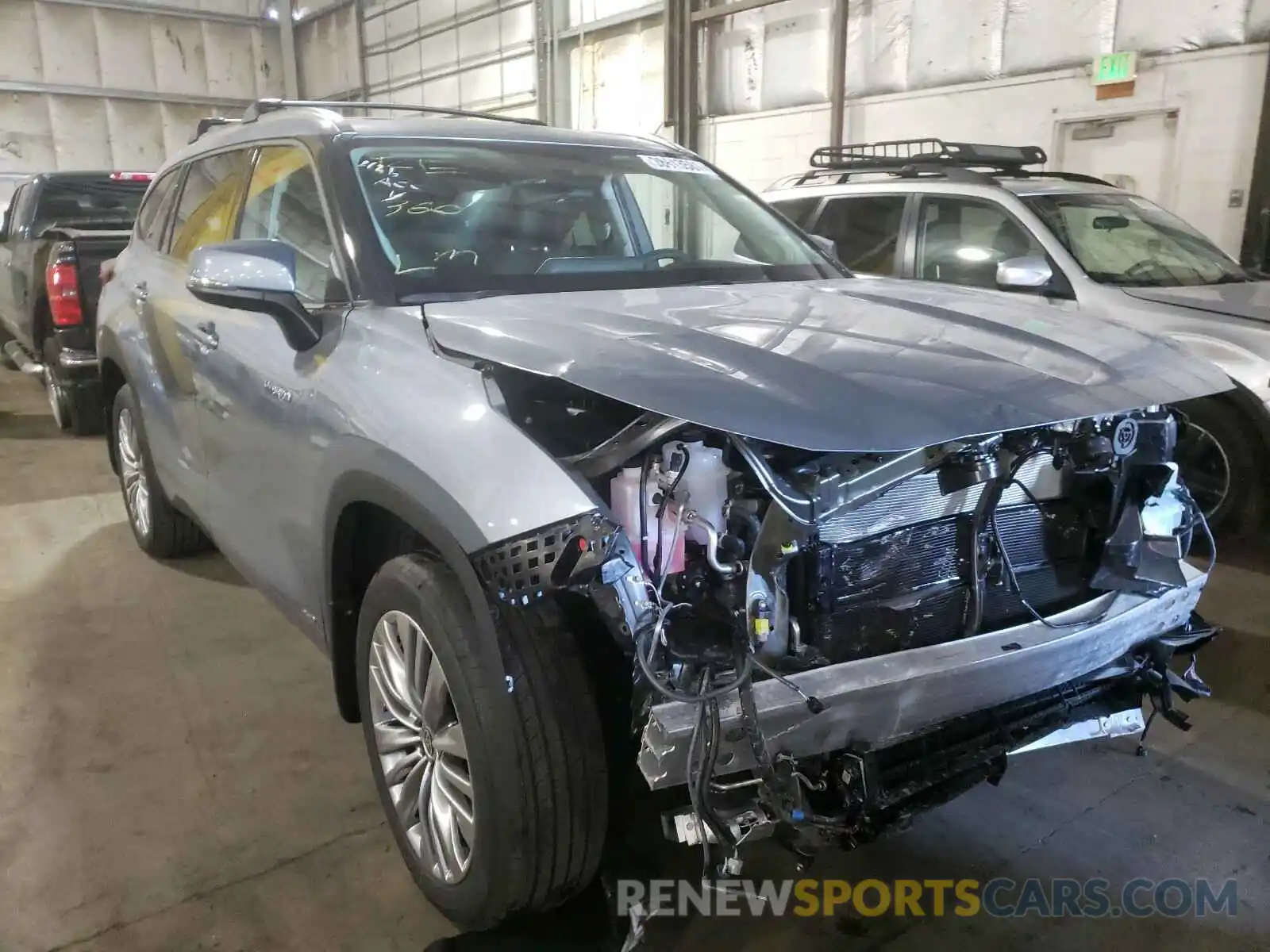 1 Photograph of a damaged car 5TDEBRCHXMS036044 TOYOTA HIGHLANDER 2021