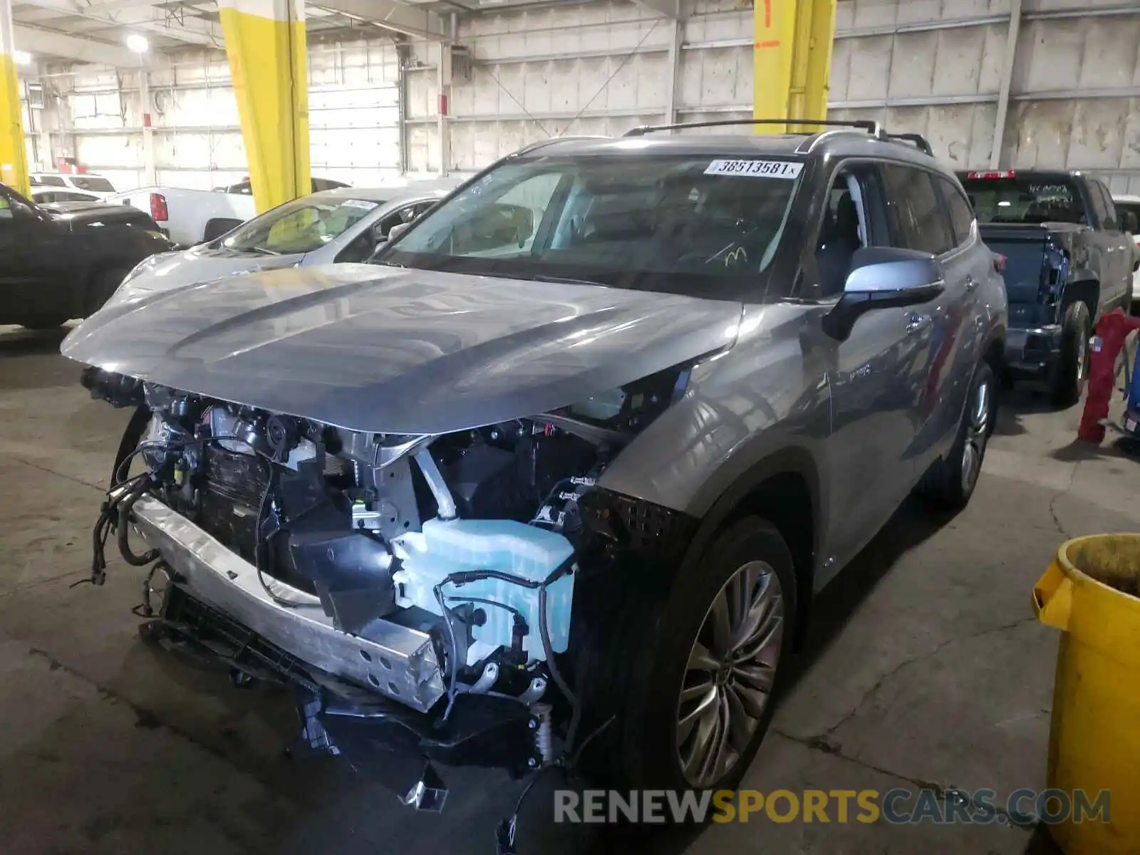 2 Photograph of a damaged car 5TDEBRCHXMS036044 TOYOTA HIGHLANDER 2021