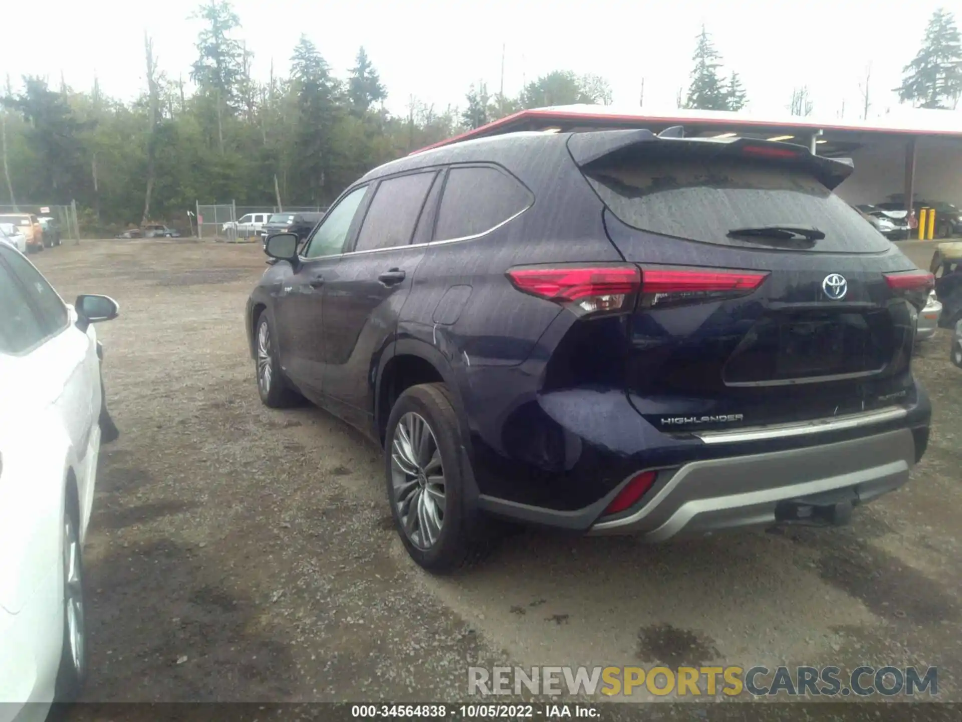 3 Photograph of a damaged car 5TDEBRCHXMS055712 TOYOTA HIGHLANDER 2021