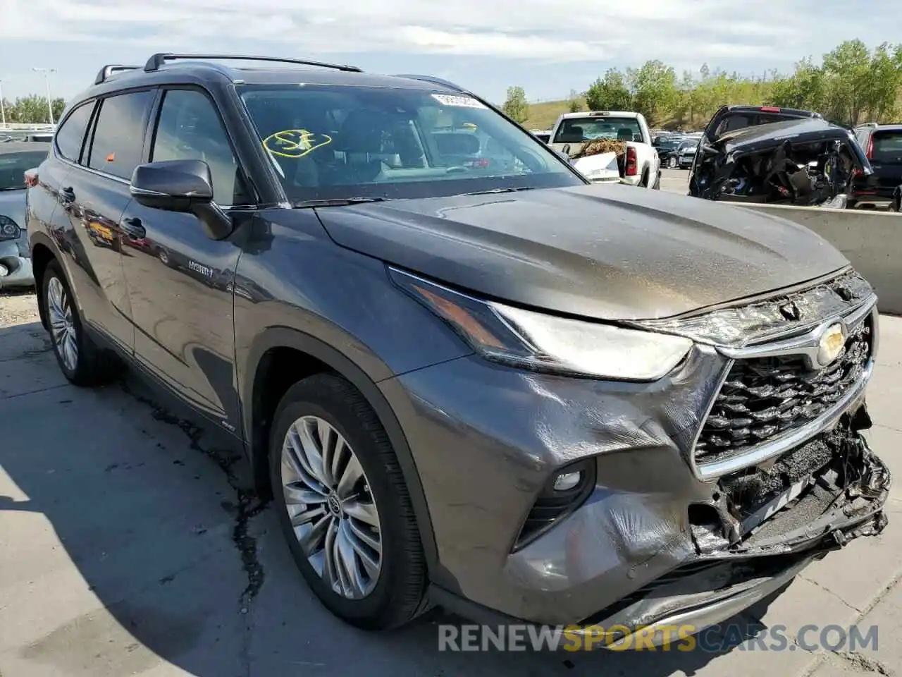 1 Photograph of a damaged car 5TDEBRCHXMS068296 TOYOTA HIGHLANDER 2021