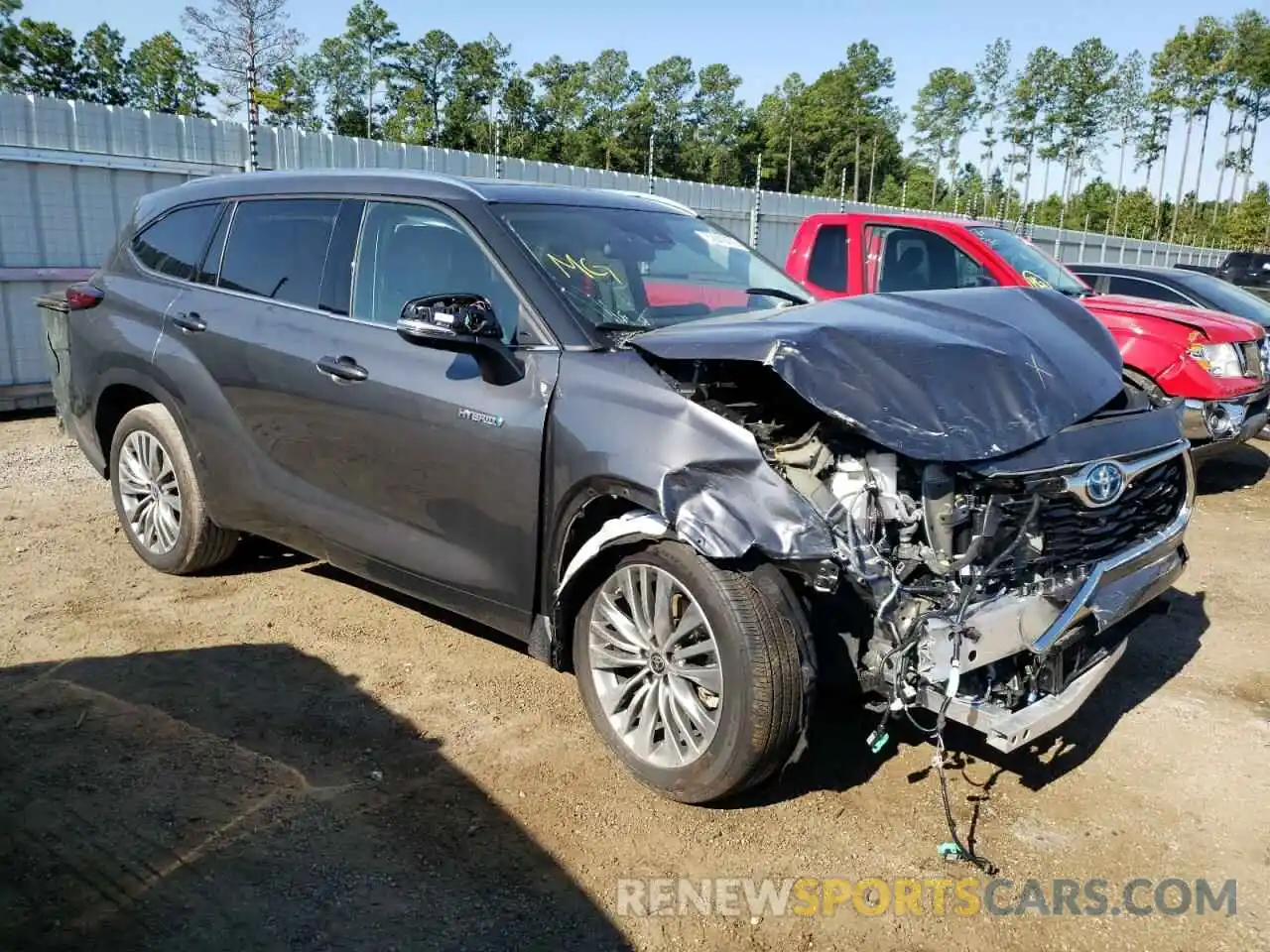 1 Photograph of a damaged car 5TDFARAH1MS012211 TOYOTA HIGHLANDER 2021