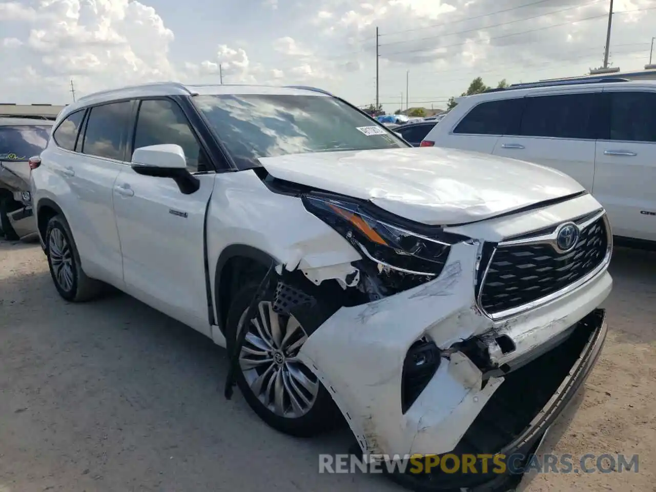 1 Photograph of a damaged car 5TDFARAH6MS008140 TOYOTA HIGHLANDER 2021