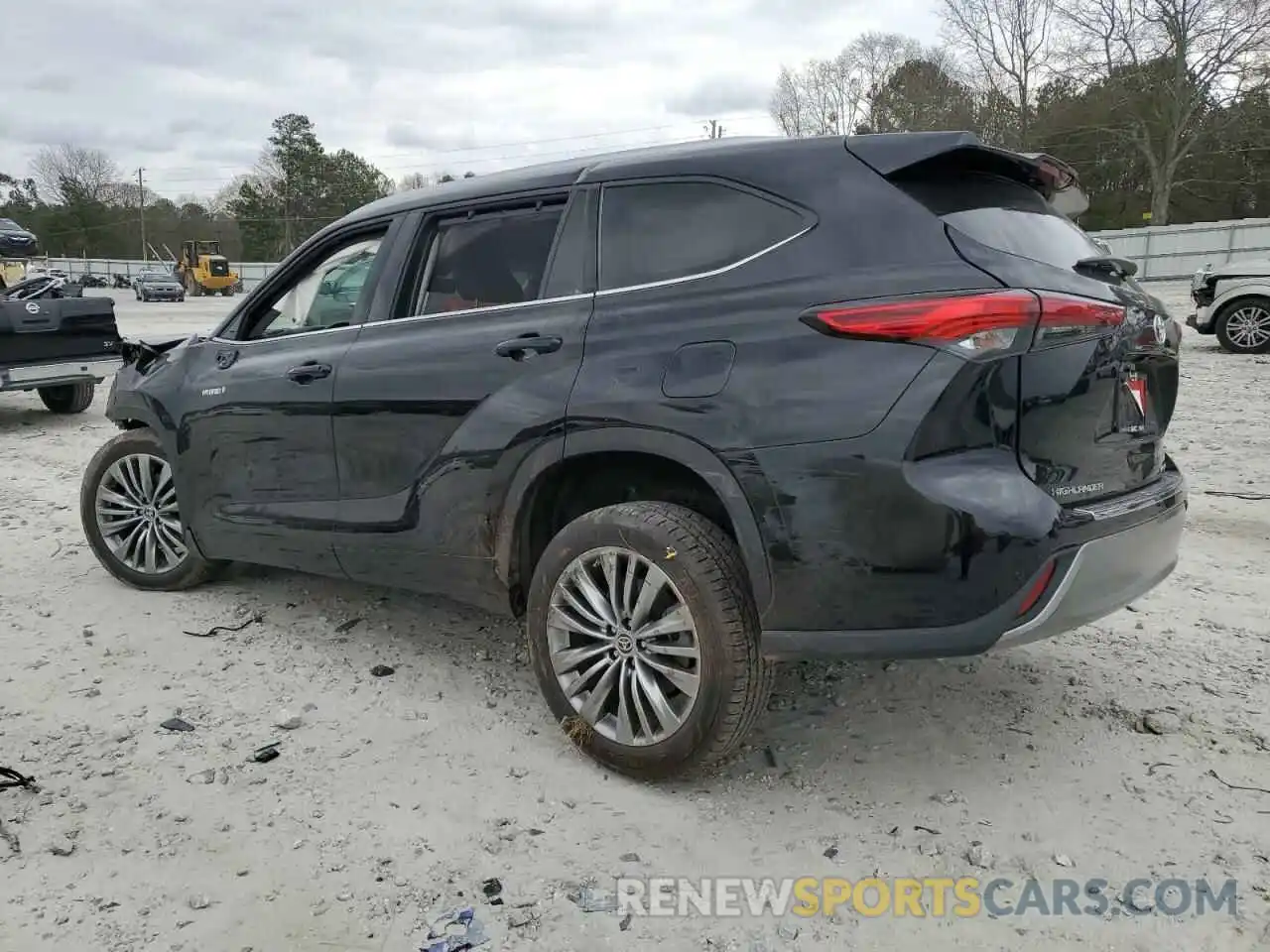 2 Photograph of a damaged car 5TDFARAH7MS006347 TOYOTA HIGHLANDER 2021