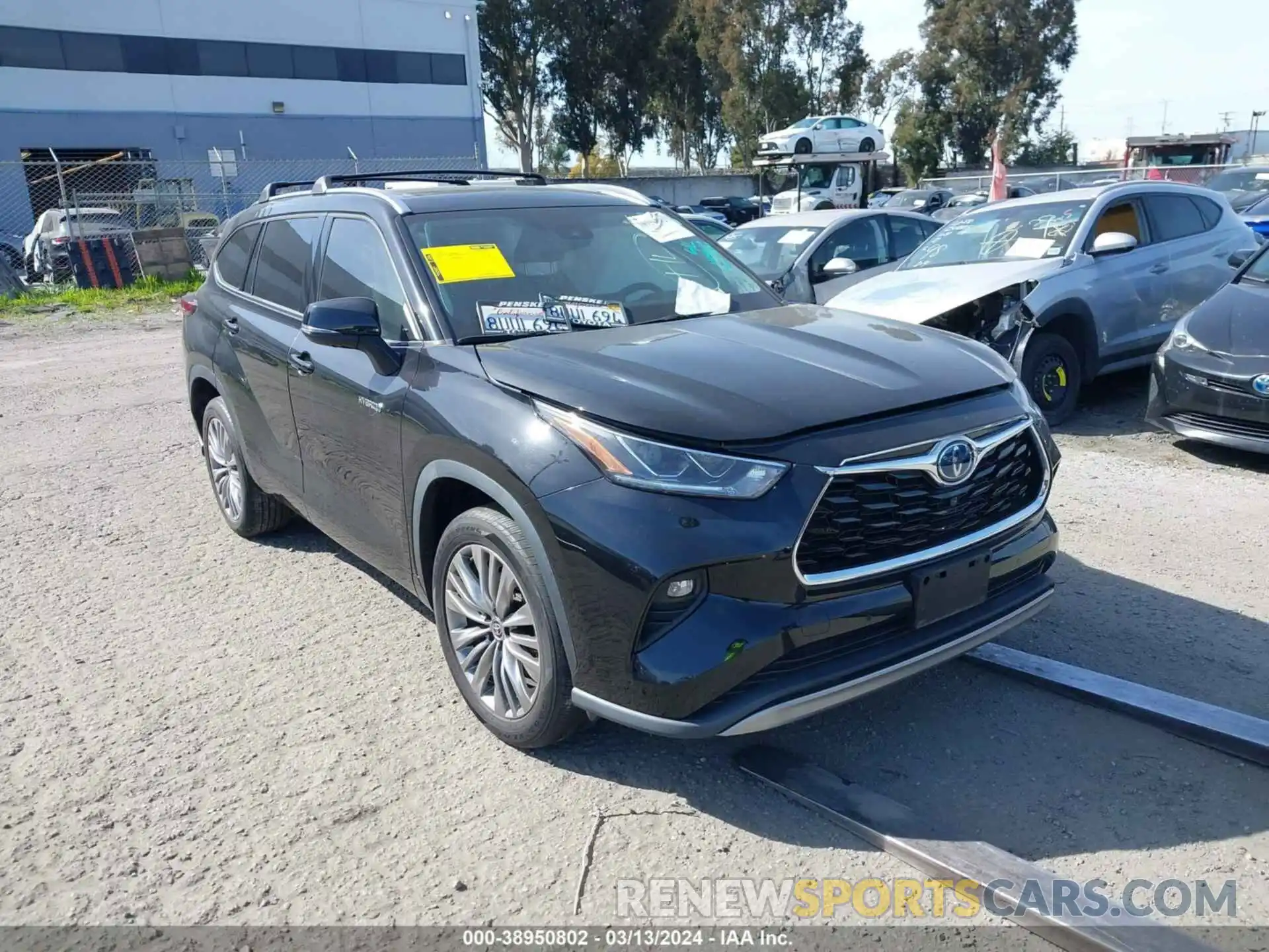 1 Photograph of a damaged car 5TDFARAH8MS007023 TOYOTA HIGHLANDER 2021