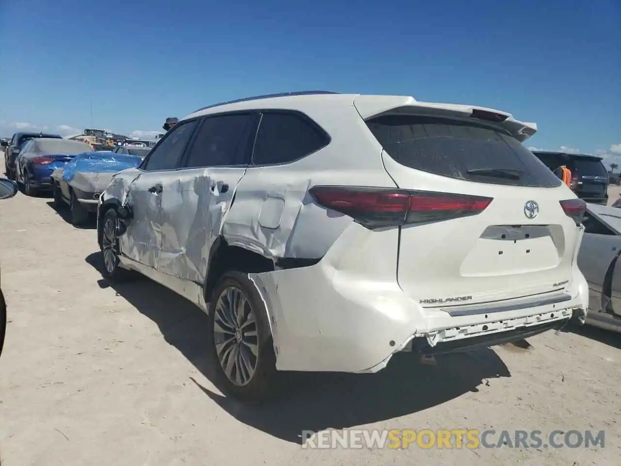 3 Photograph of a damaged car 5TDFZRAH4MS070595 TOYOTA HIGHLANDER 2021