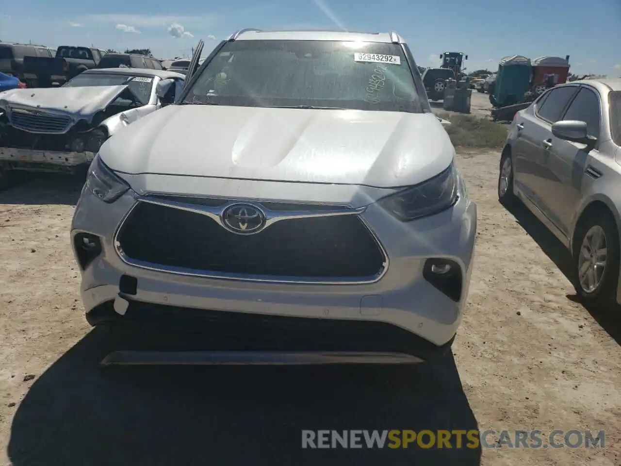 9 Photograph of a damaged car 5TDFZRAH4MS070595 TOYOTA HIGHLANDER 2021