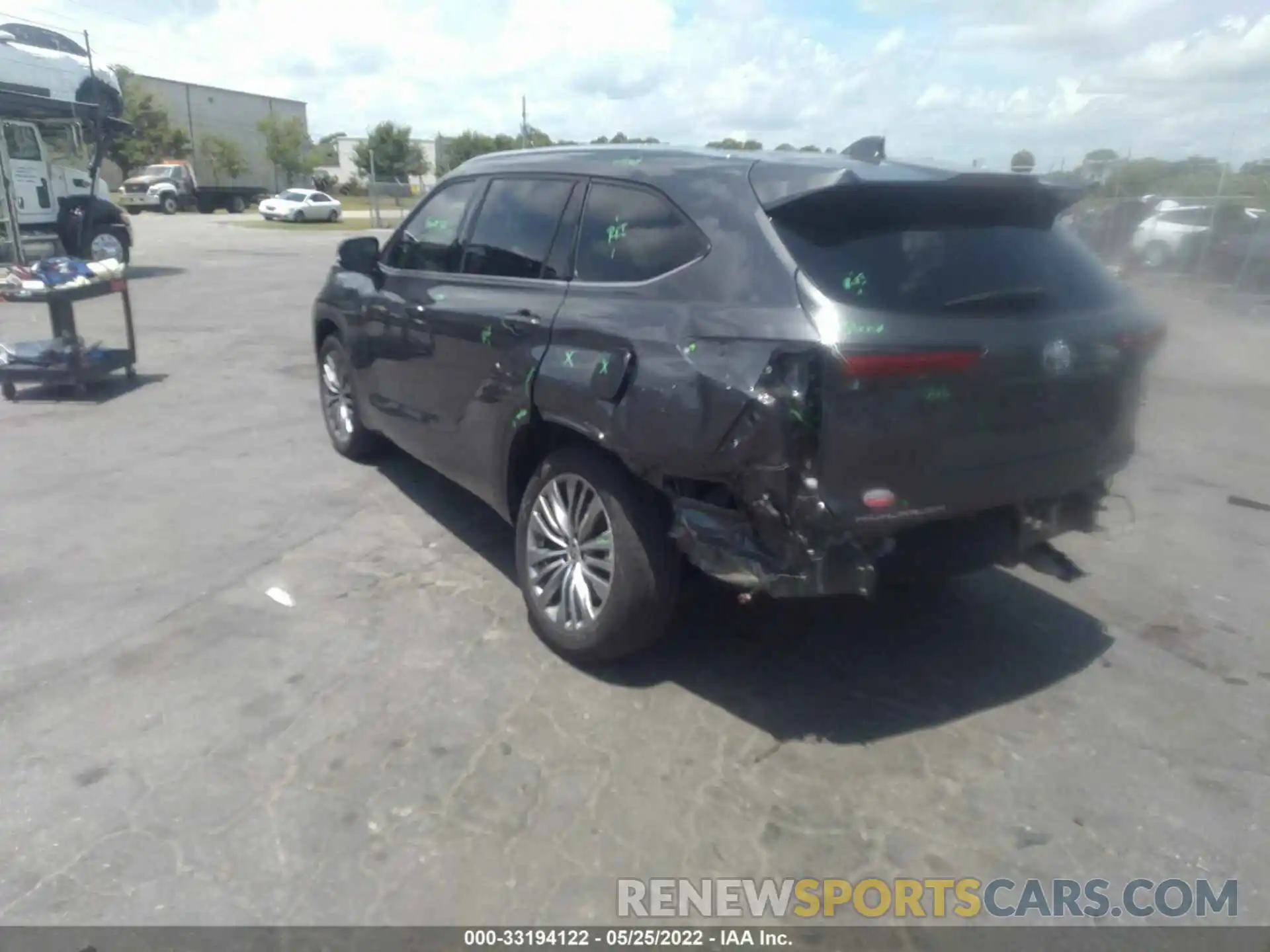 3 Photograph of a damaged car 5TDFZRAH7MS068209 TOYOTA HIGHLANDER 2021