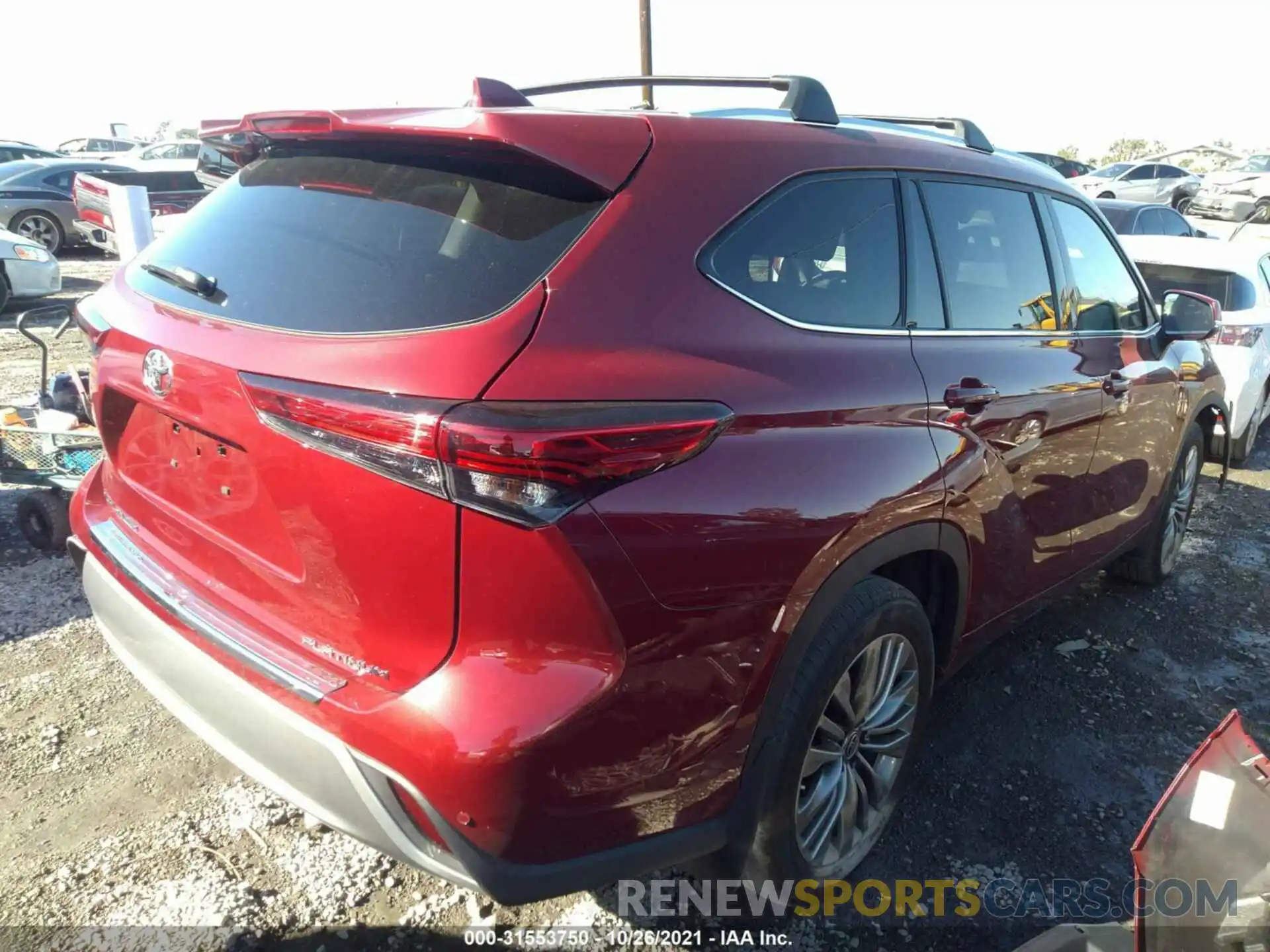 4 Photograph of a damaged car 5TDFZRAH8MS048759 TOYOTA HIGHLANDER 2021