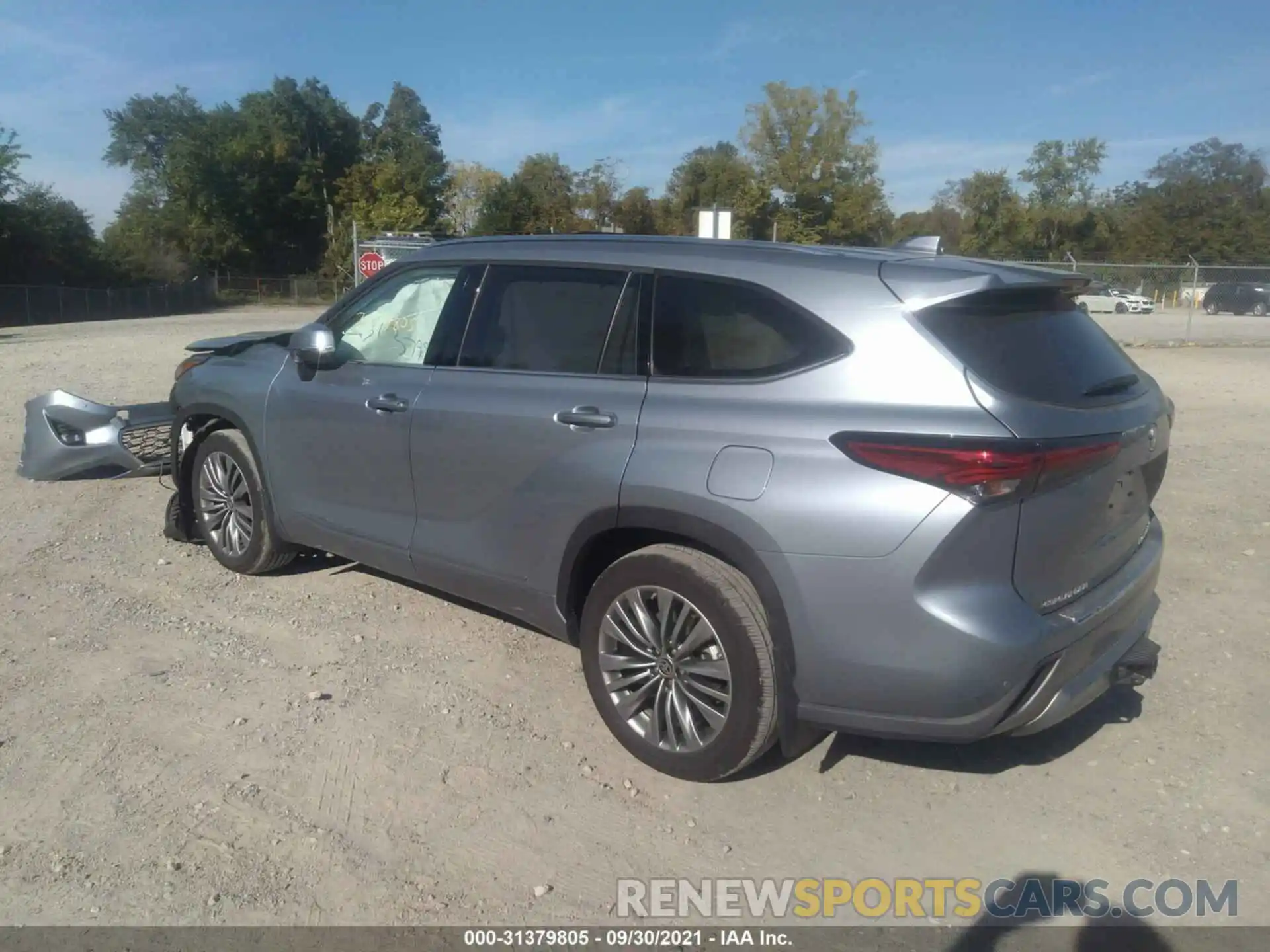 3 Photograph of a damaged car 5TDFZRBH0MS097484 TOYOTA HIGHLANDER 2021