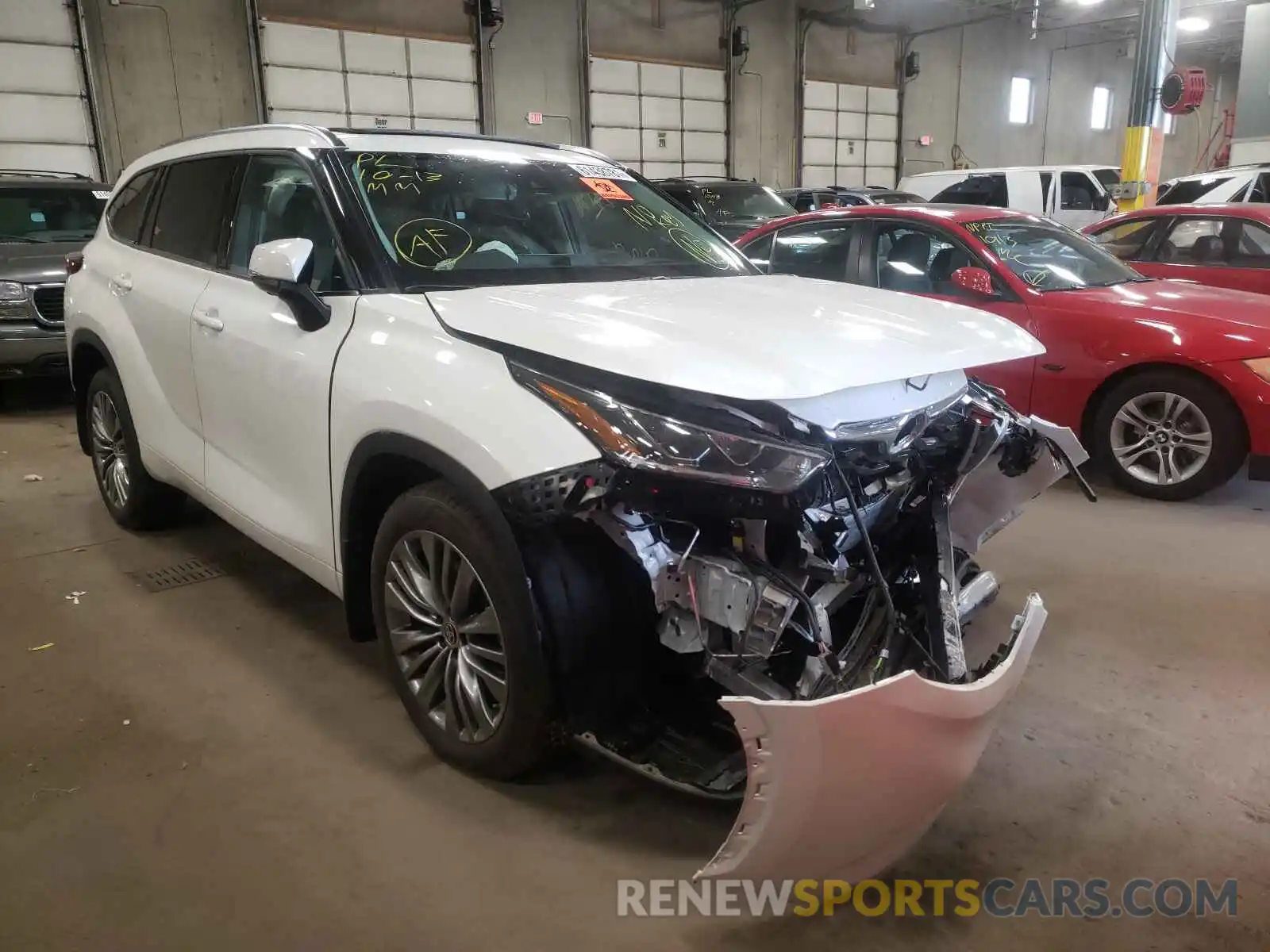 1 Photograph of a damaged car 5TDFZRBH0MS097548 TOYOTA HIGHLANDER 2021