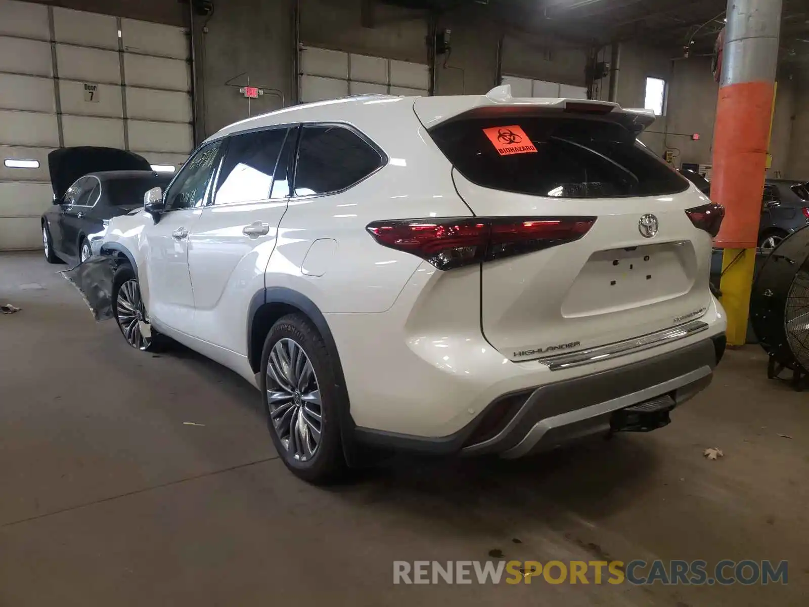 3 Photograph of a damaged car 5TDFZRBH0MS097548 TOYOTA HIGHLANDER 2021