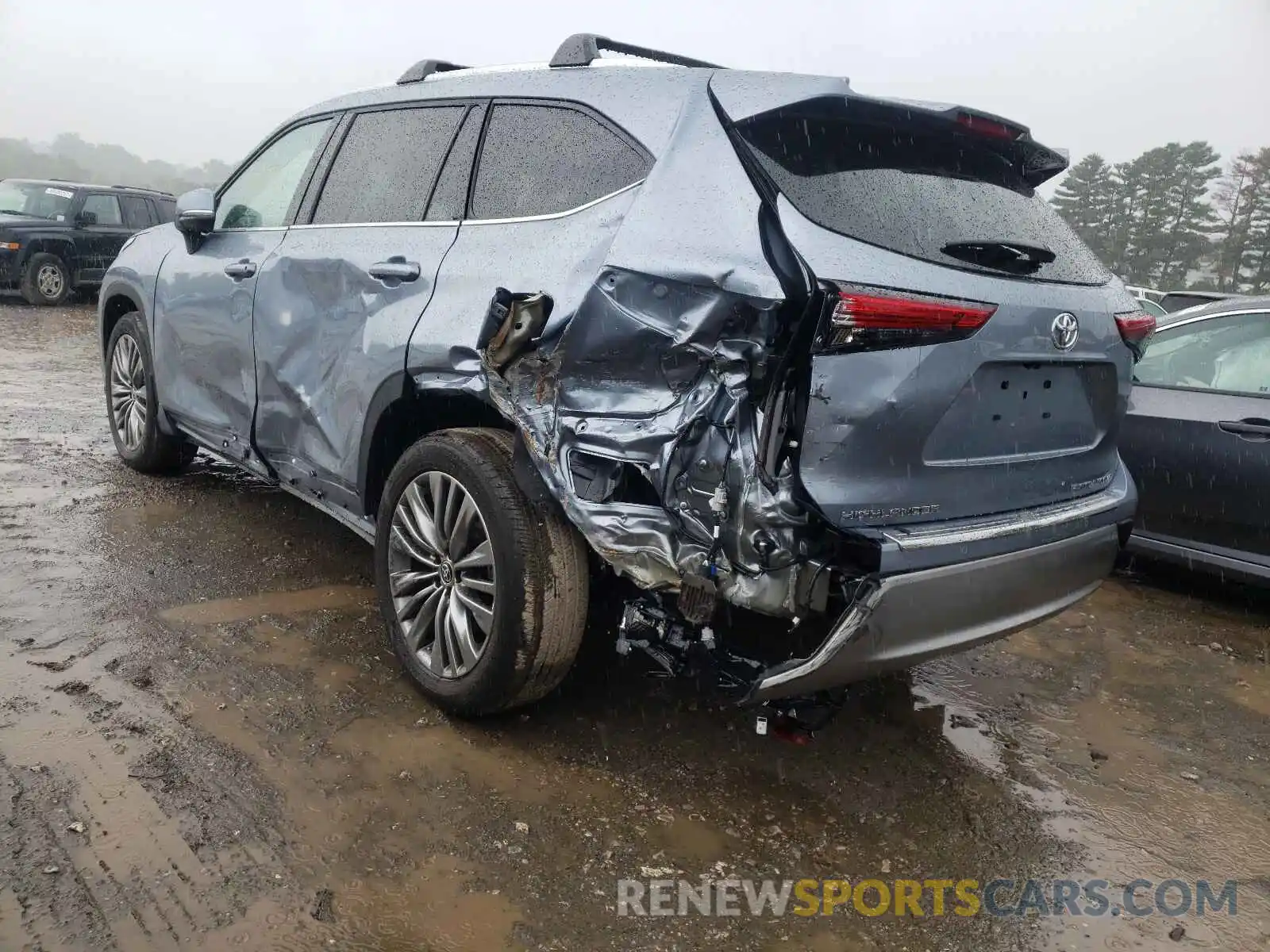 3 Photograph of a damaged car 5TDFZRBH0MS104692 TOYOTA HIGHLANDER 2021