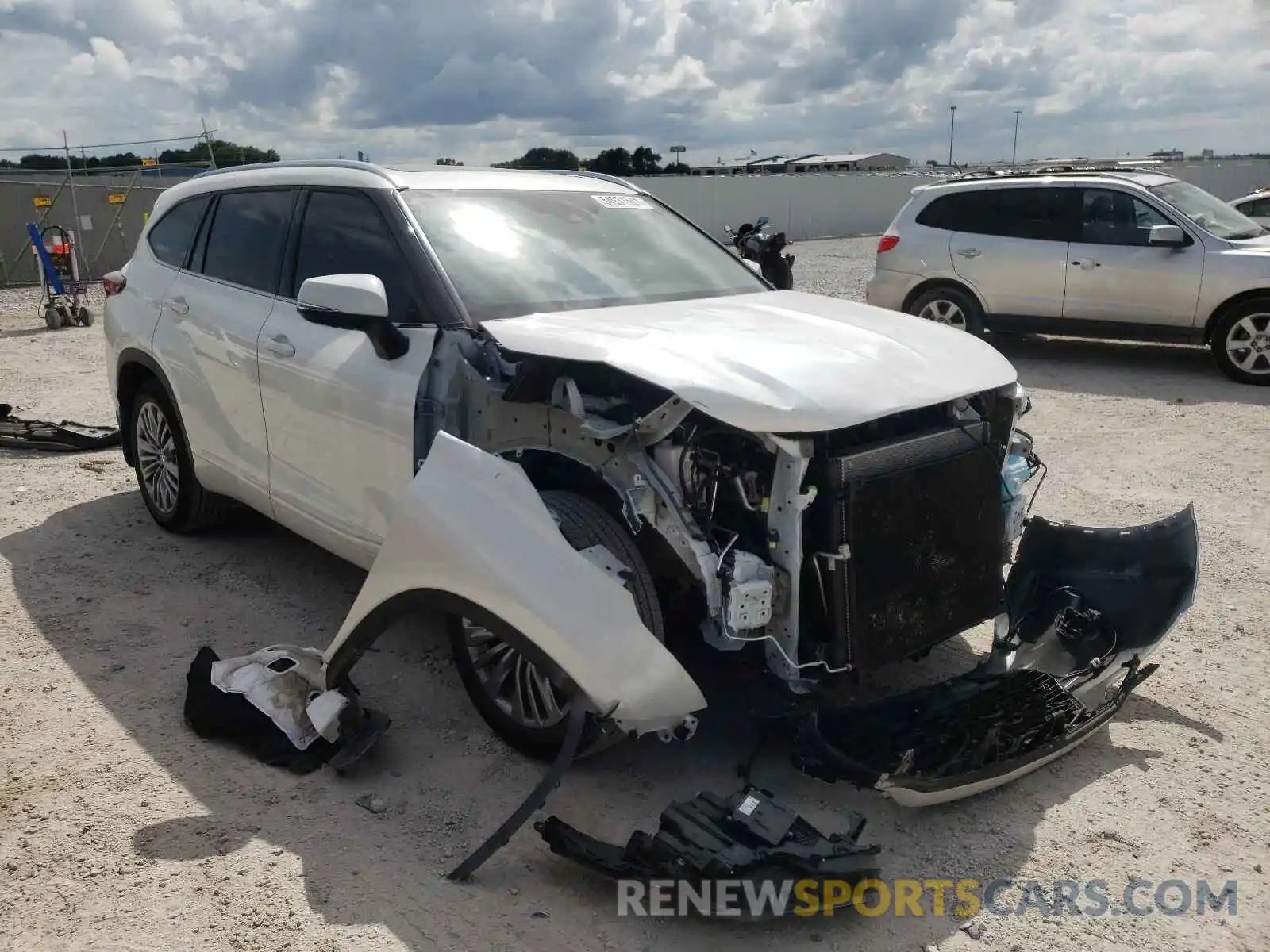 1 Photograph of a damaged car 5TDFZRBH1MS087689 TOYOTA HIGHLANDER 2021