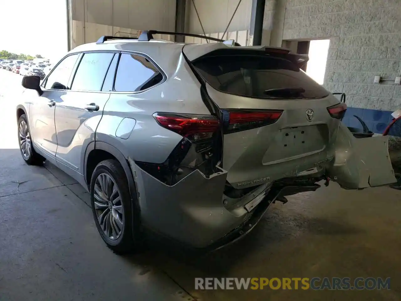 3 Photograph of a damaged car 5TDFZRBH1MS146952 TOYOTA HIGHLANDER 2021